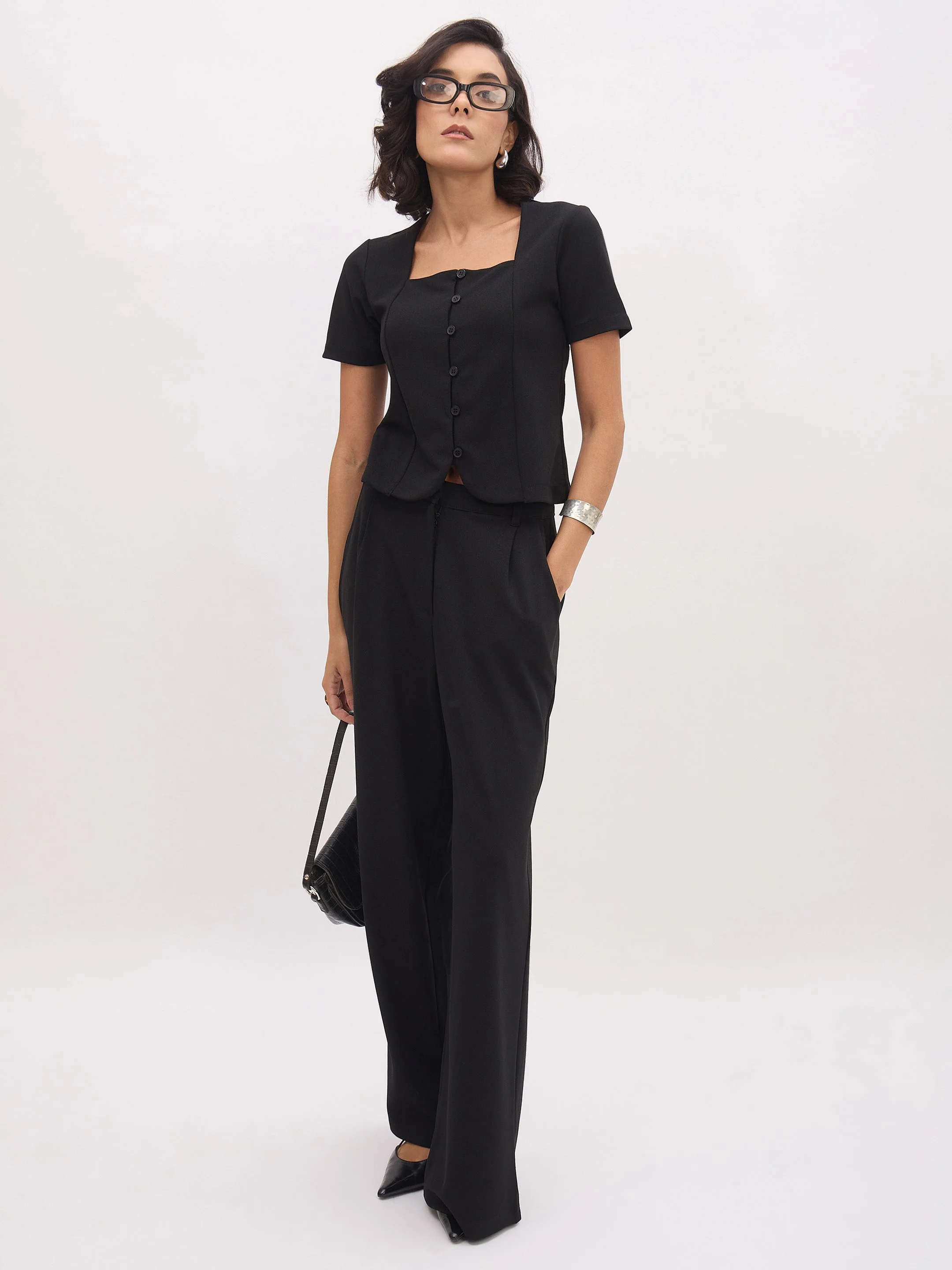 Women Black Cross Pocket Pants - Image 5