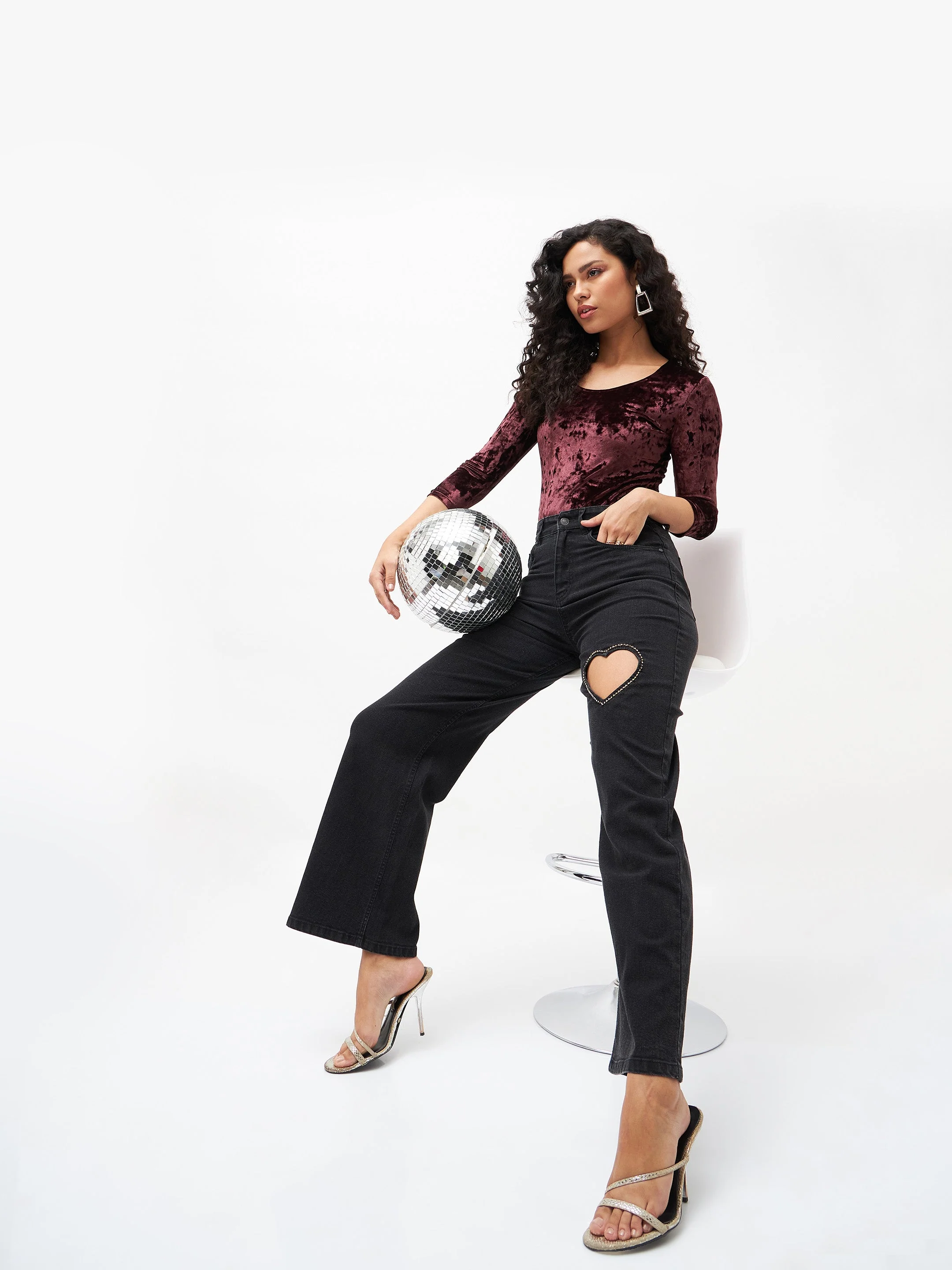 Women Black Crystal Heart Straight Fit Jeans - Image 6
