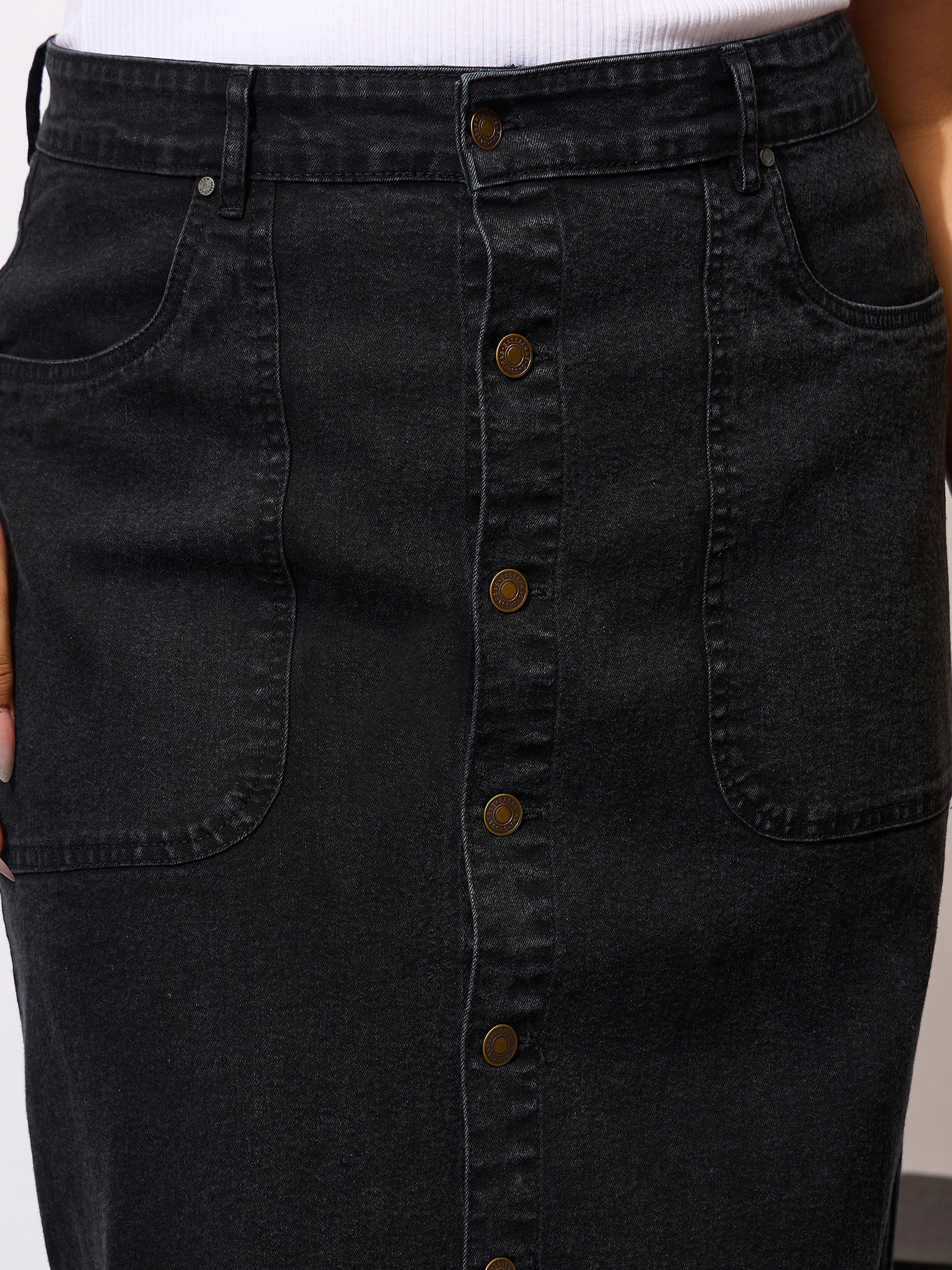 Women Black Denim Acid Wash Front Button Skirt - Image 4