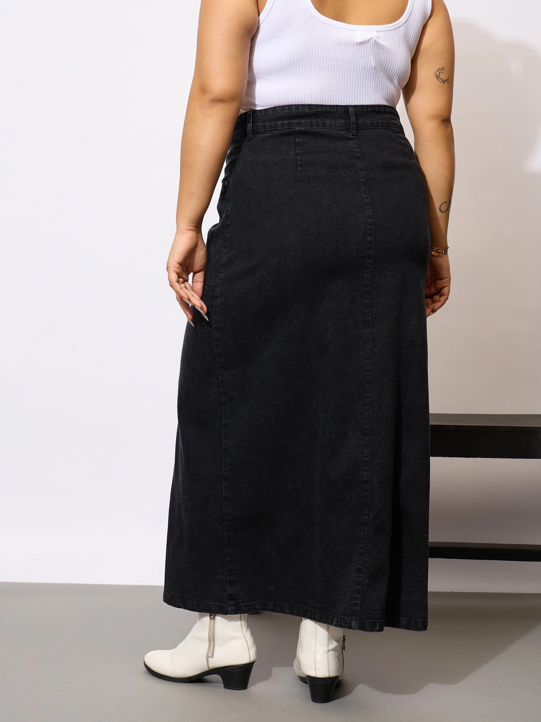 Women Black Denim Acid Wash Front Button Skirt - Image 5