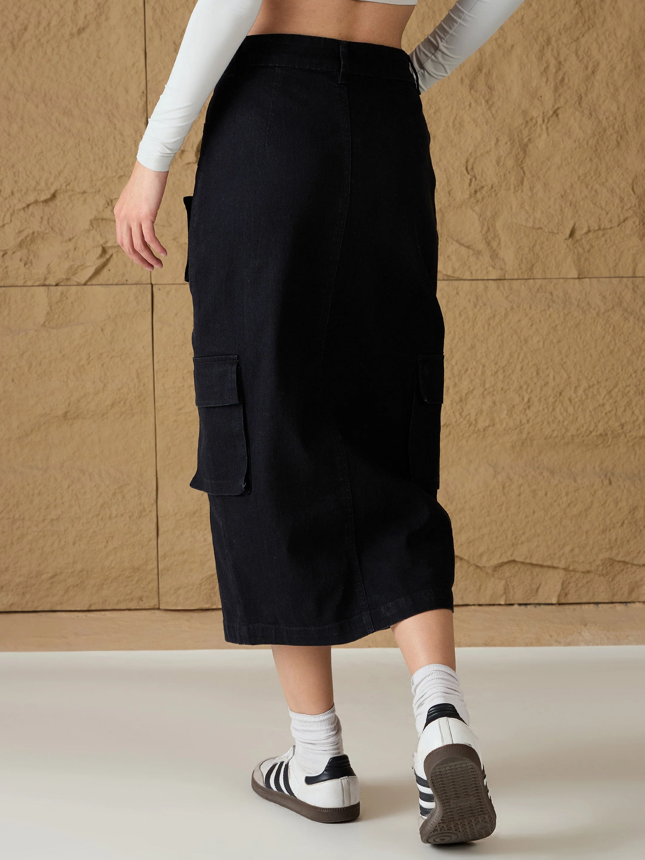 Women Black Denim Box Pocket Midi Skirt - Image 5