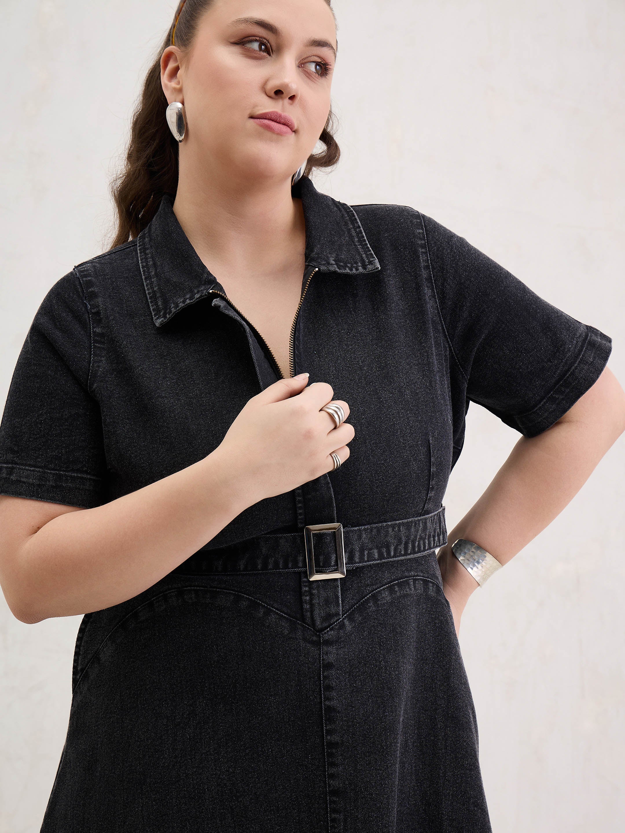 Women Black Denim Front Zipper Flared Hem Midi Dress - Image 4