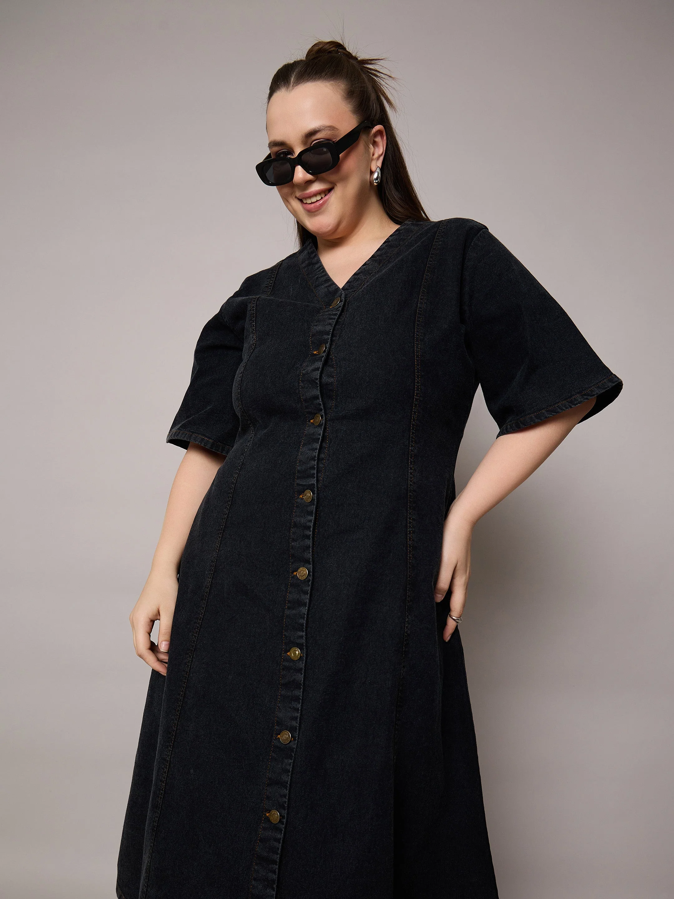 Women Black Denim V Neck Midi Dress - Image 2