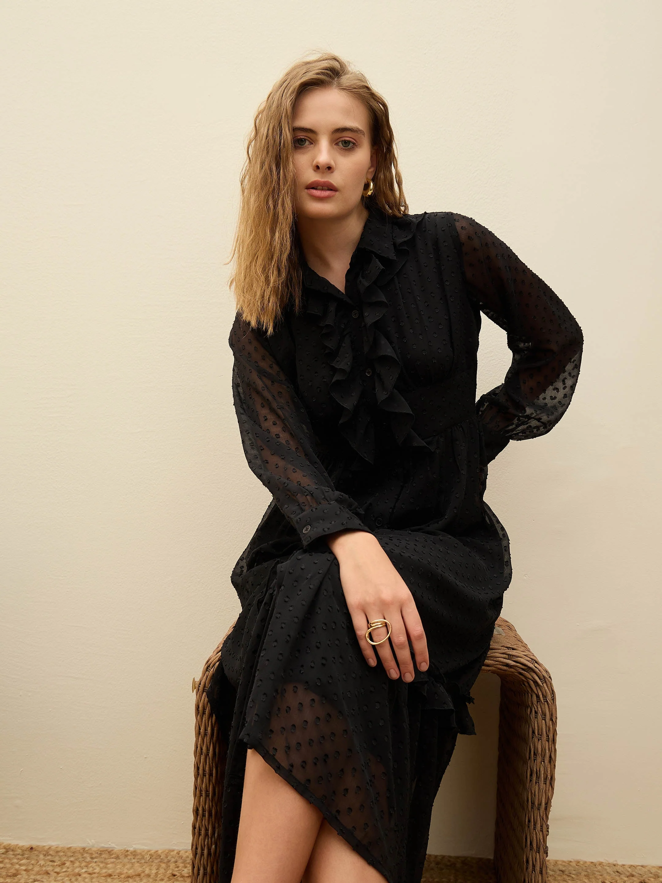 Women Black Dobby Puff Sleeve Midi Dress - Image 2