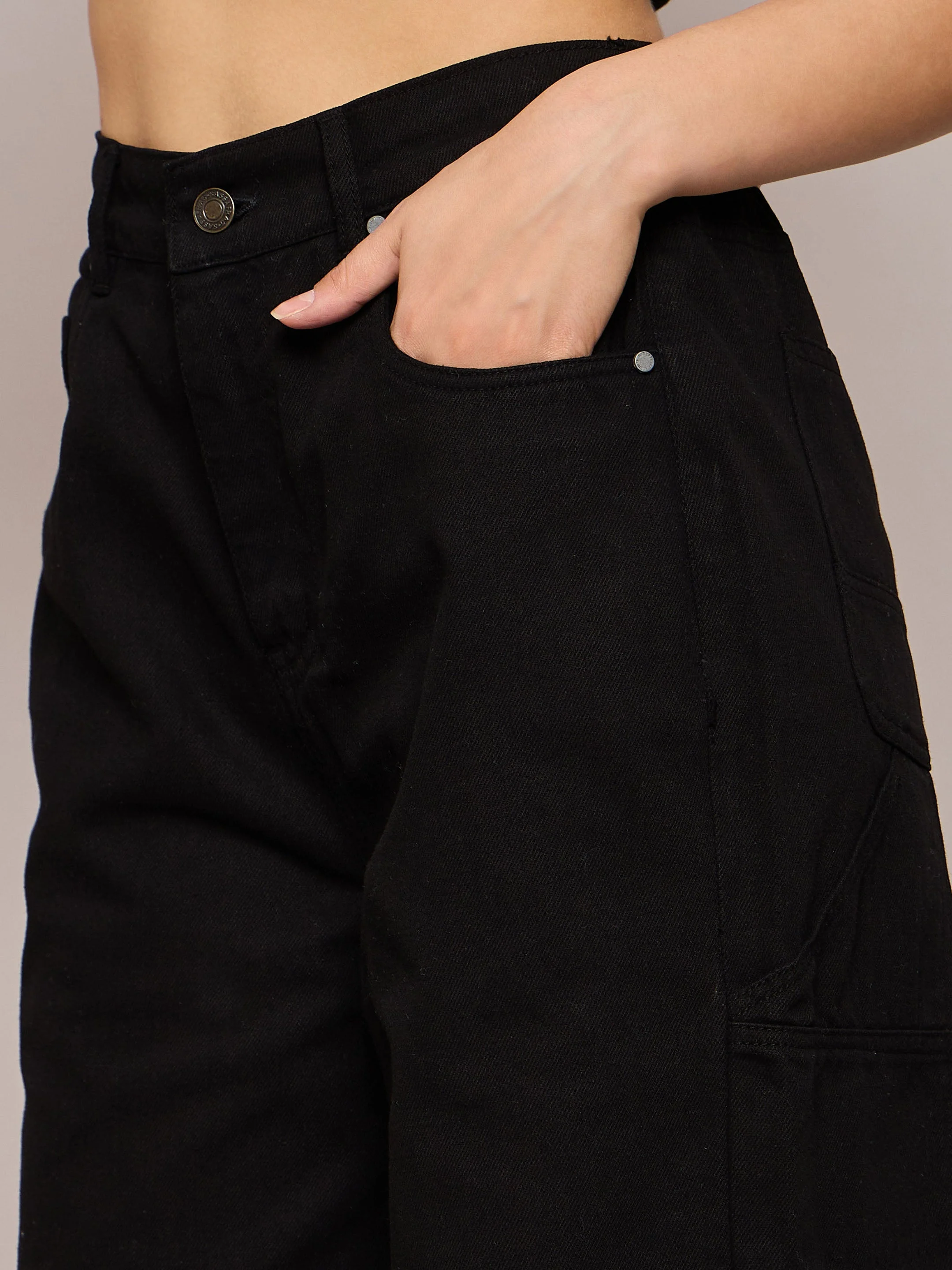 Women Black Elasticated High Waist Back Pocket Jeans - Image 4