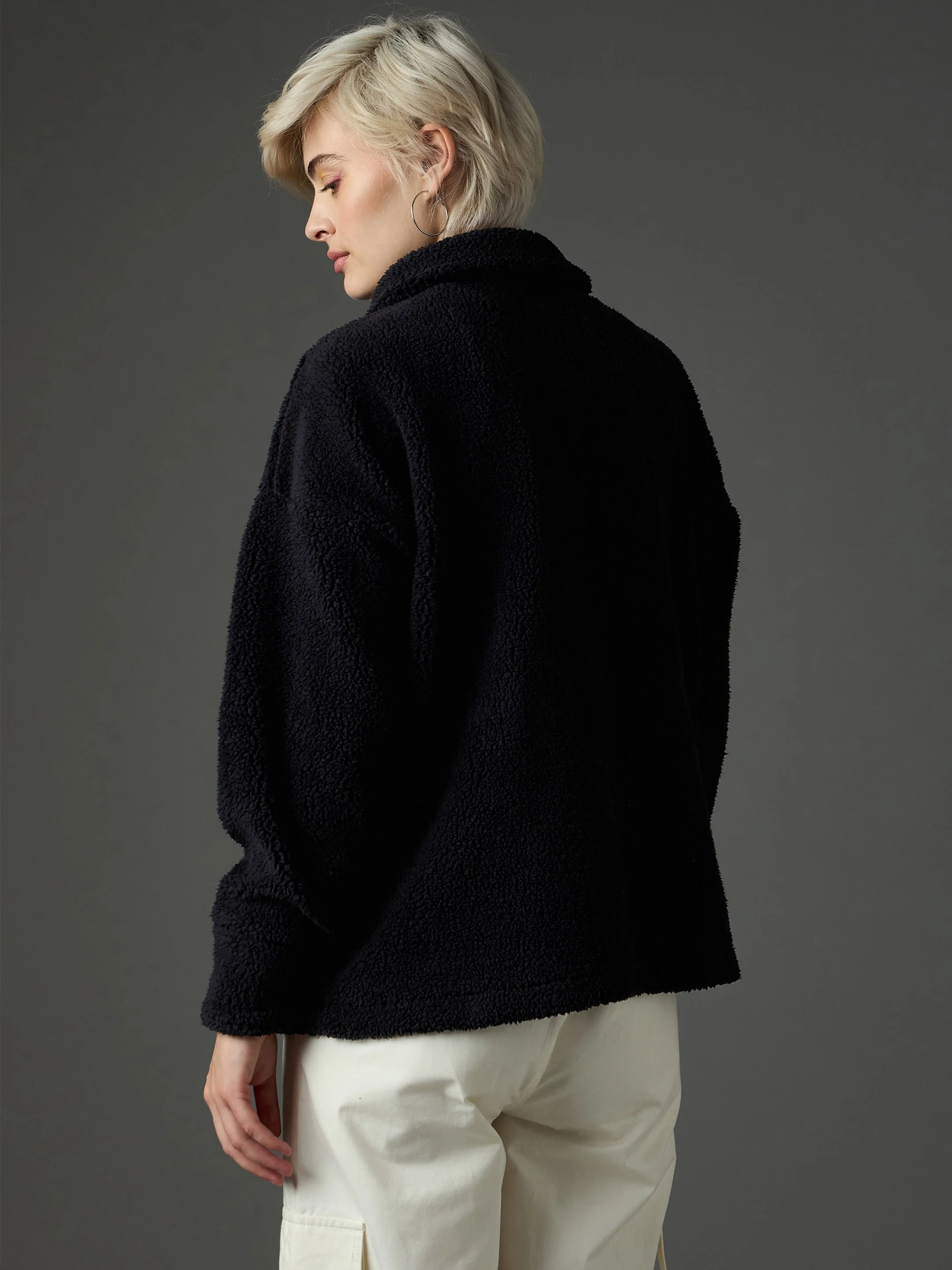 Women Black Faux Fur Oversized Jacket - Image 5