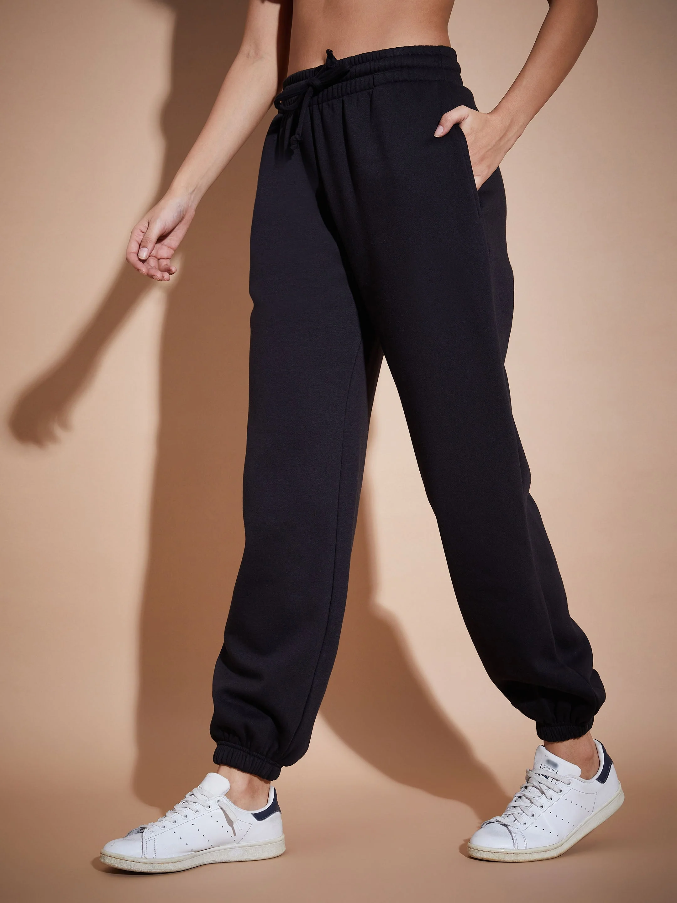 Women Black Fleece Baggy Joggers - Image 4