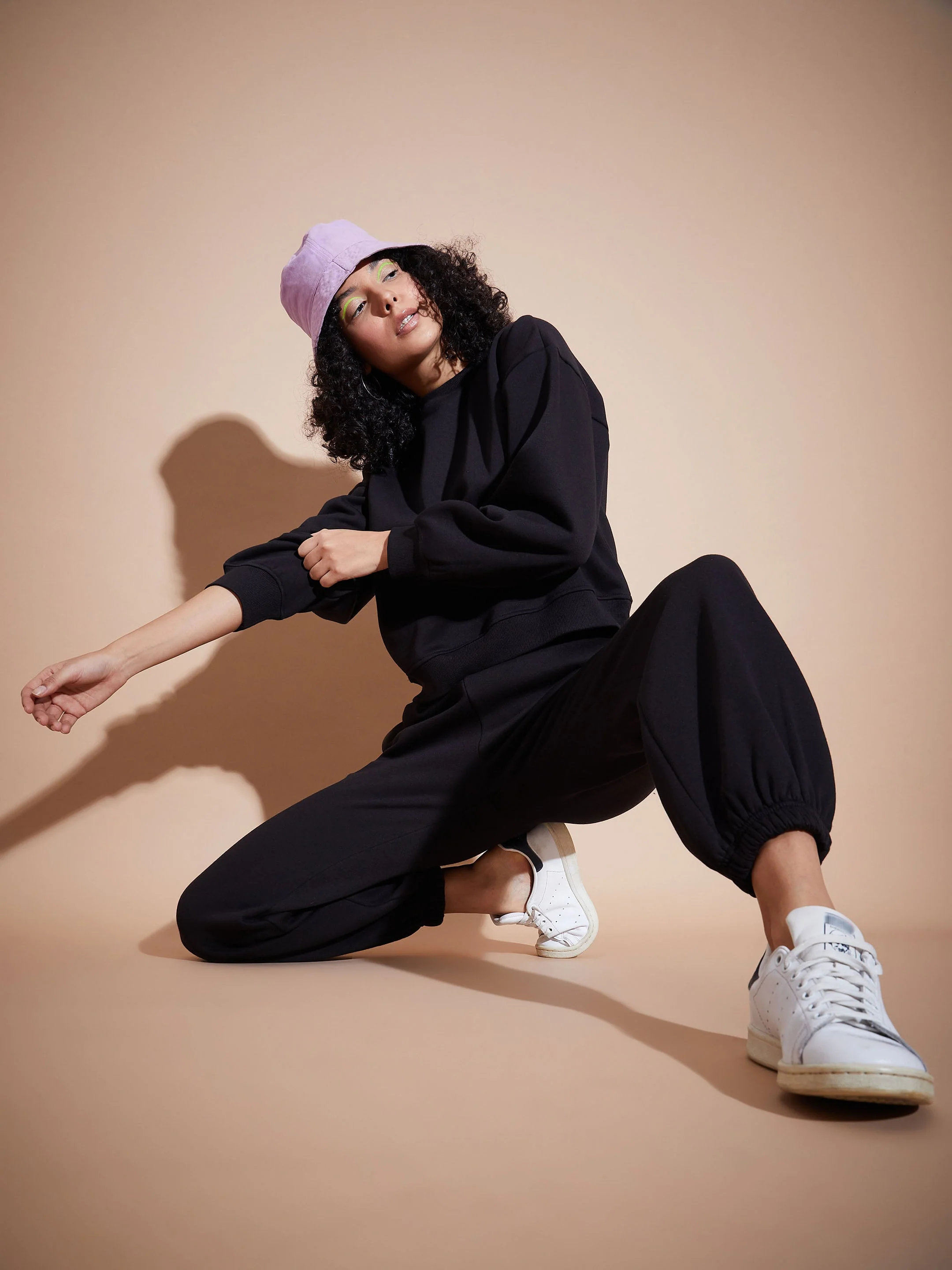 Women Black Fleece Baggy Joggers - Image 6