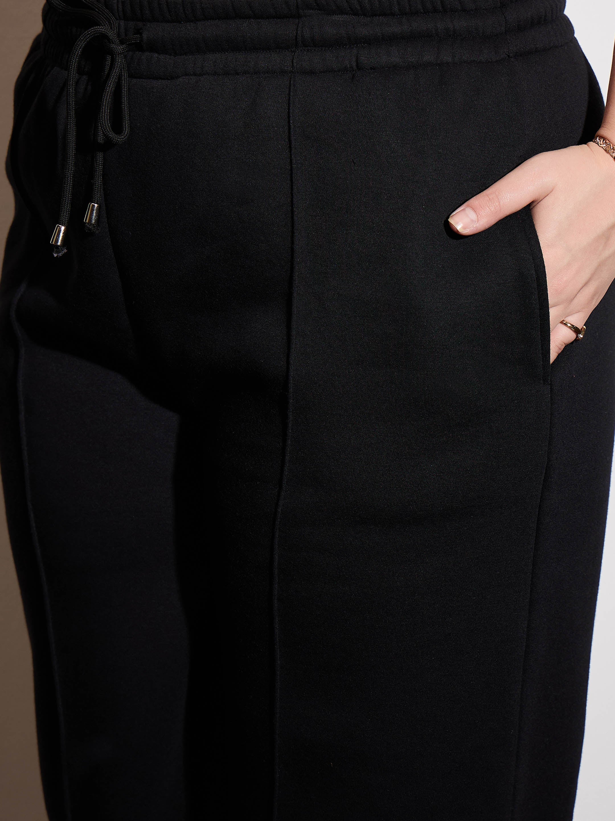 Women Black Fleece Drawstring Sweatpants - Image 4