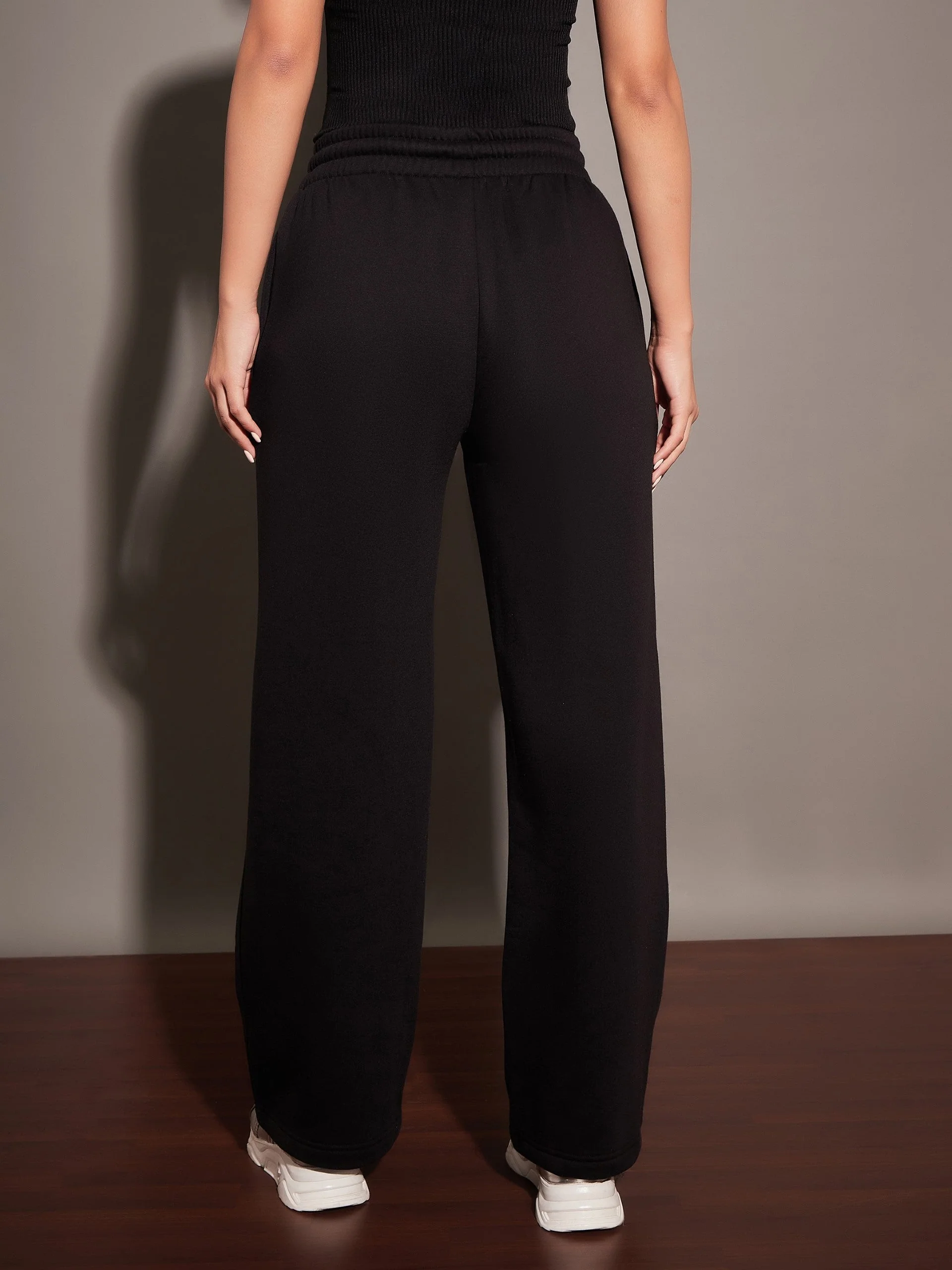 Women Black Fleece Track Pants - Image 5