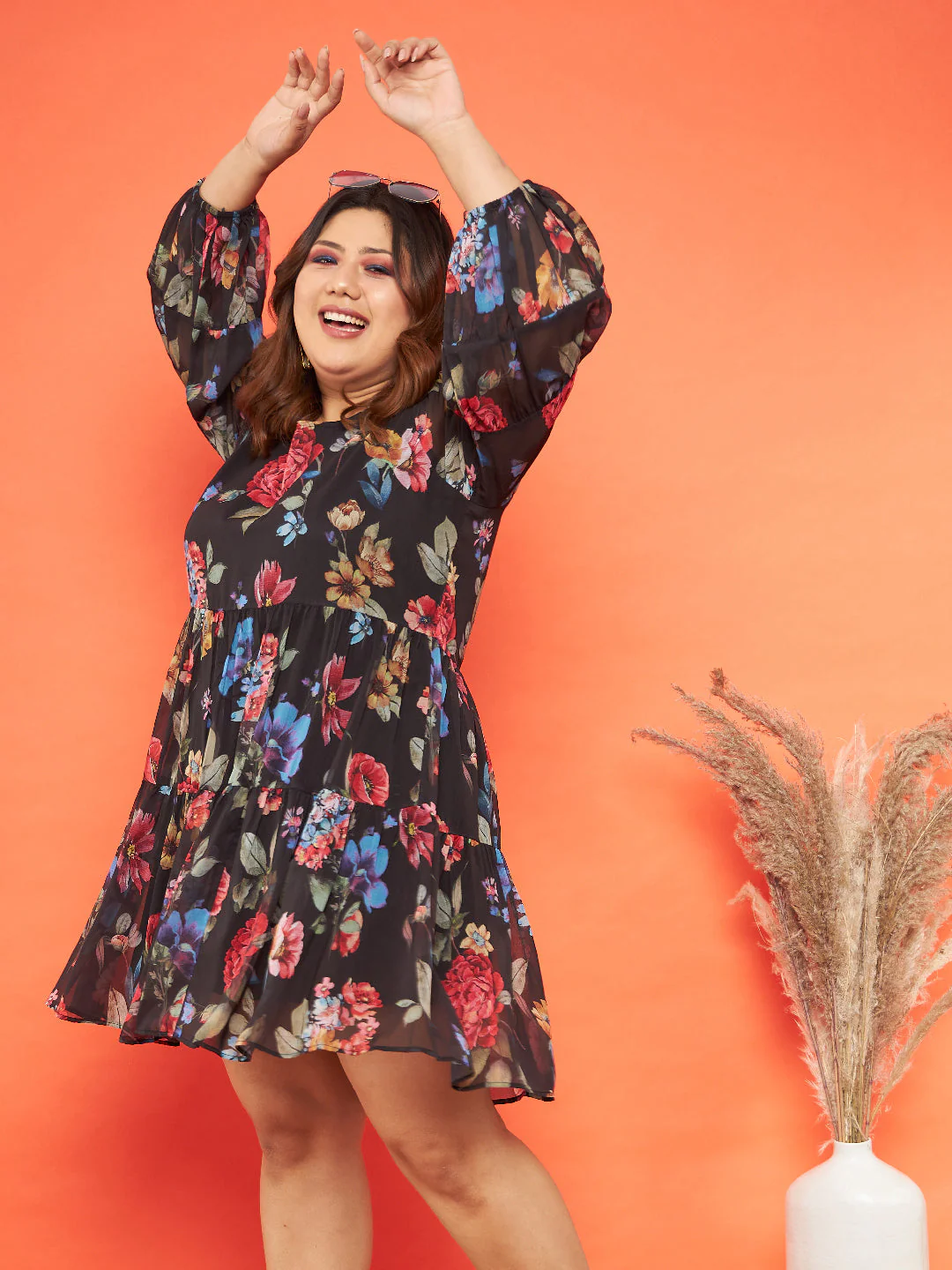Women Black Floral Raglan Sleeves Tiered Dress - Image 3
