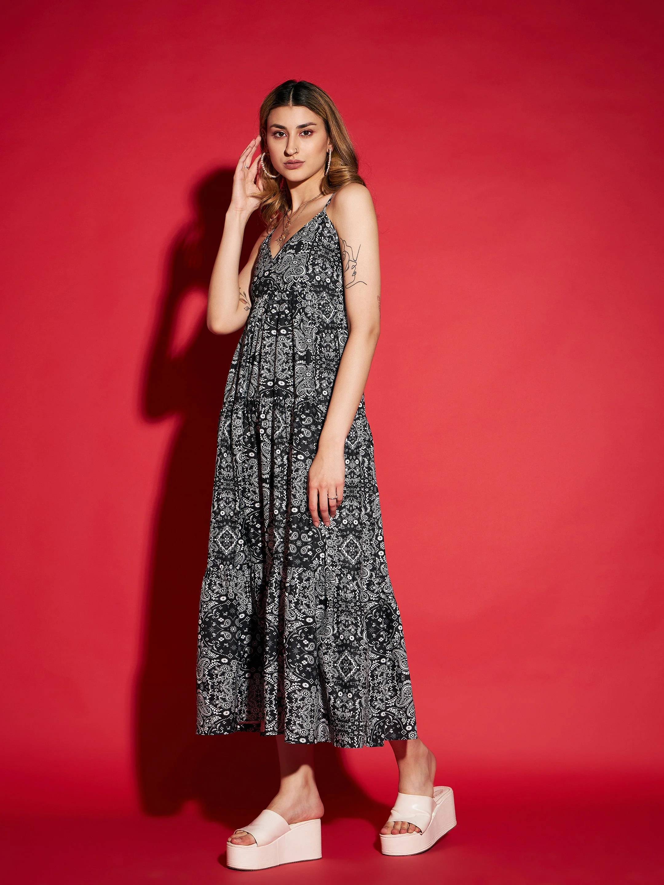 Women Black Floral Strappy Tiered Maxi Dress - Image 3