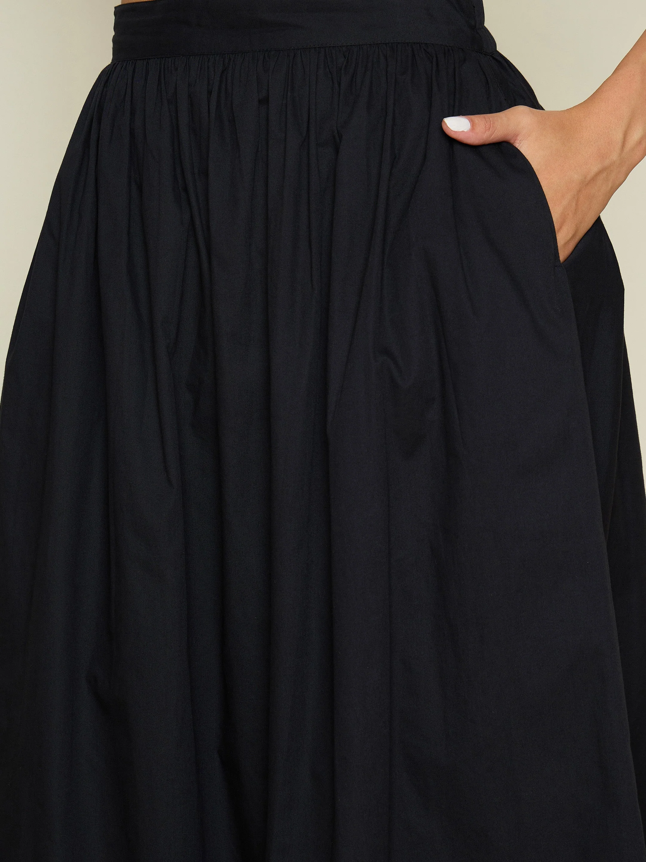 Women Black Foil Printed Blazer With Gathered Skirt - Image 3