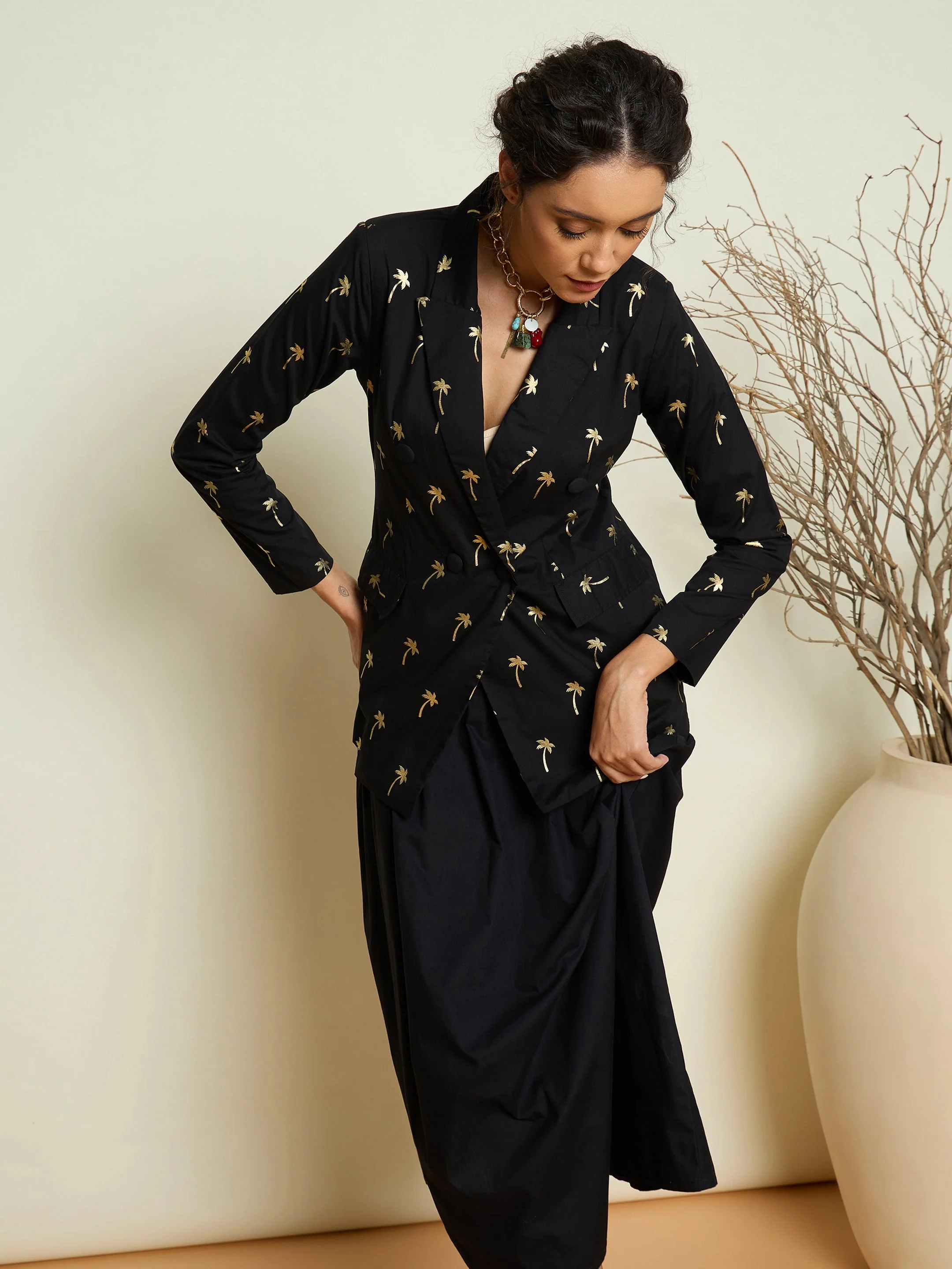 Women Black Foil Printed Blazer With Gathered Skirt - Image 4