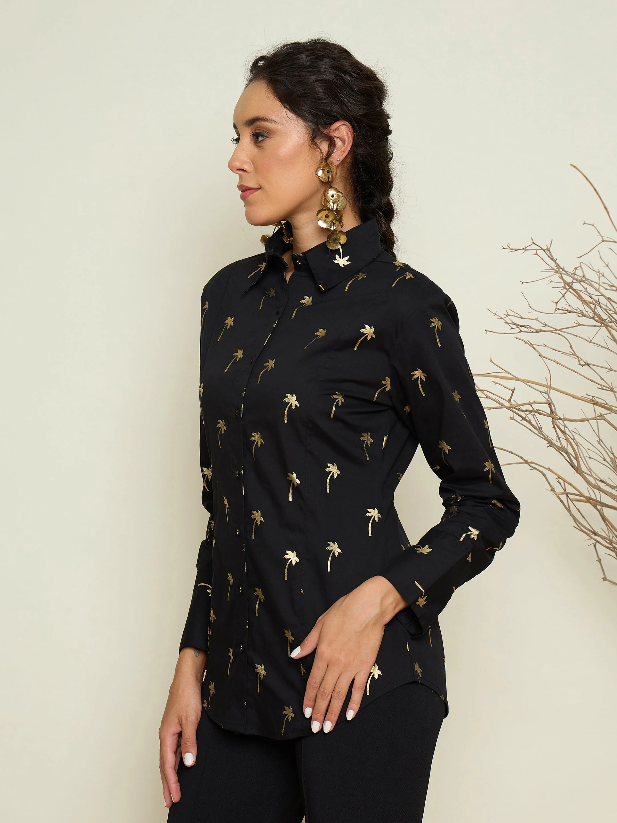 Women Black Foil Printed Shoulder Padded Slim Fit Poplin Shirt - Image 5