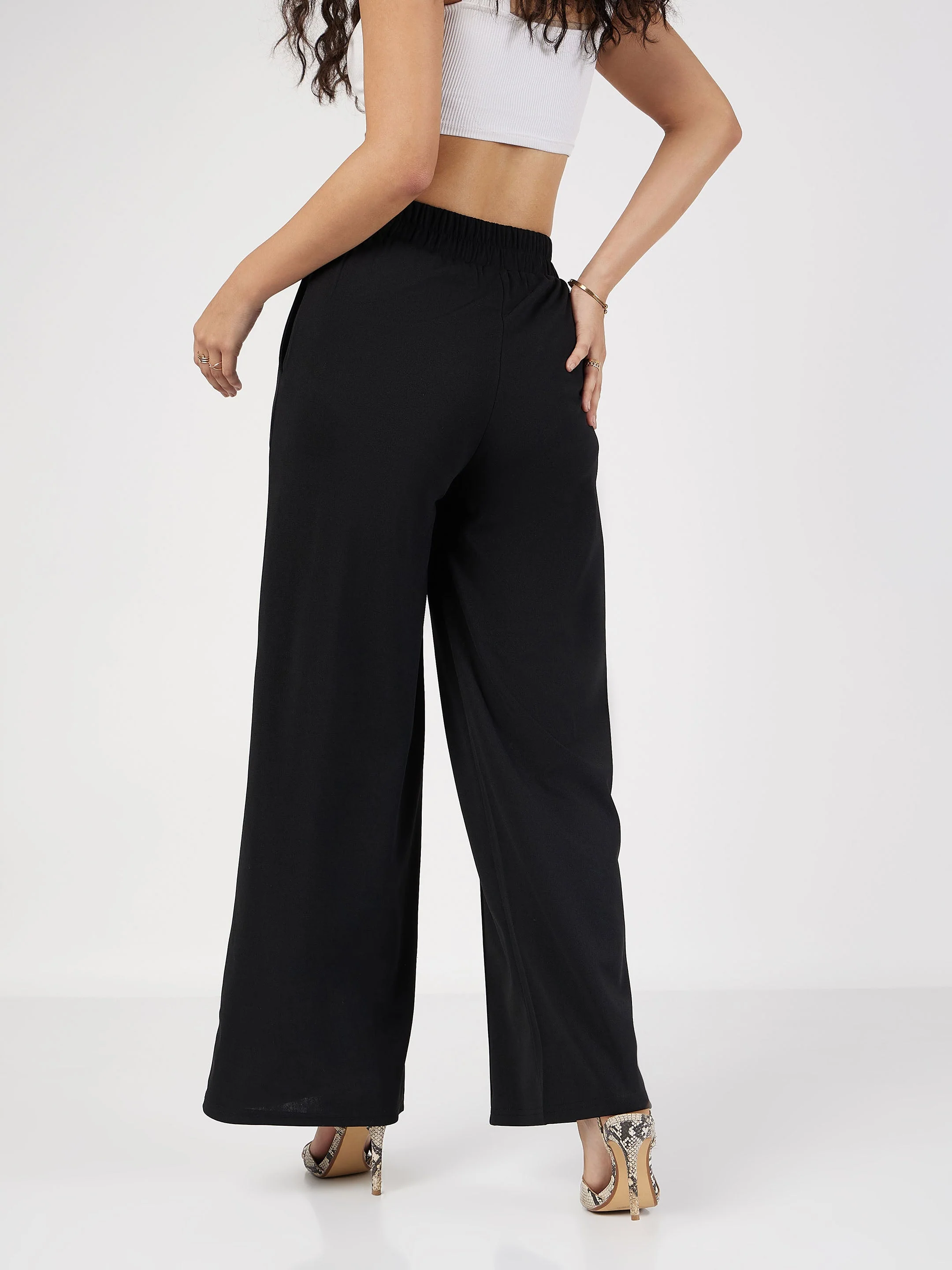 Women Black Front Dart Palazzo Pants - Image 5
