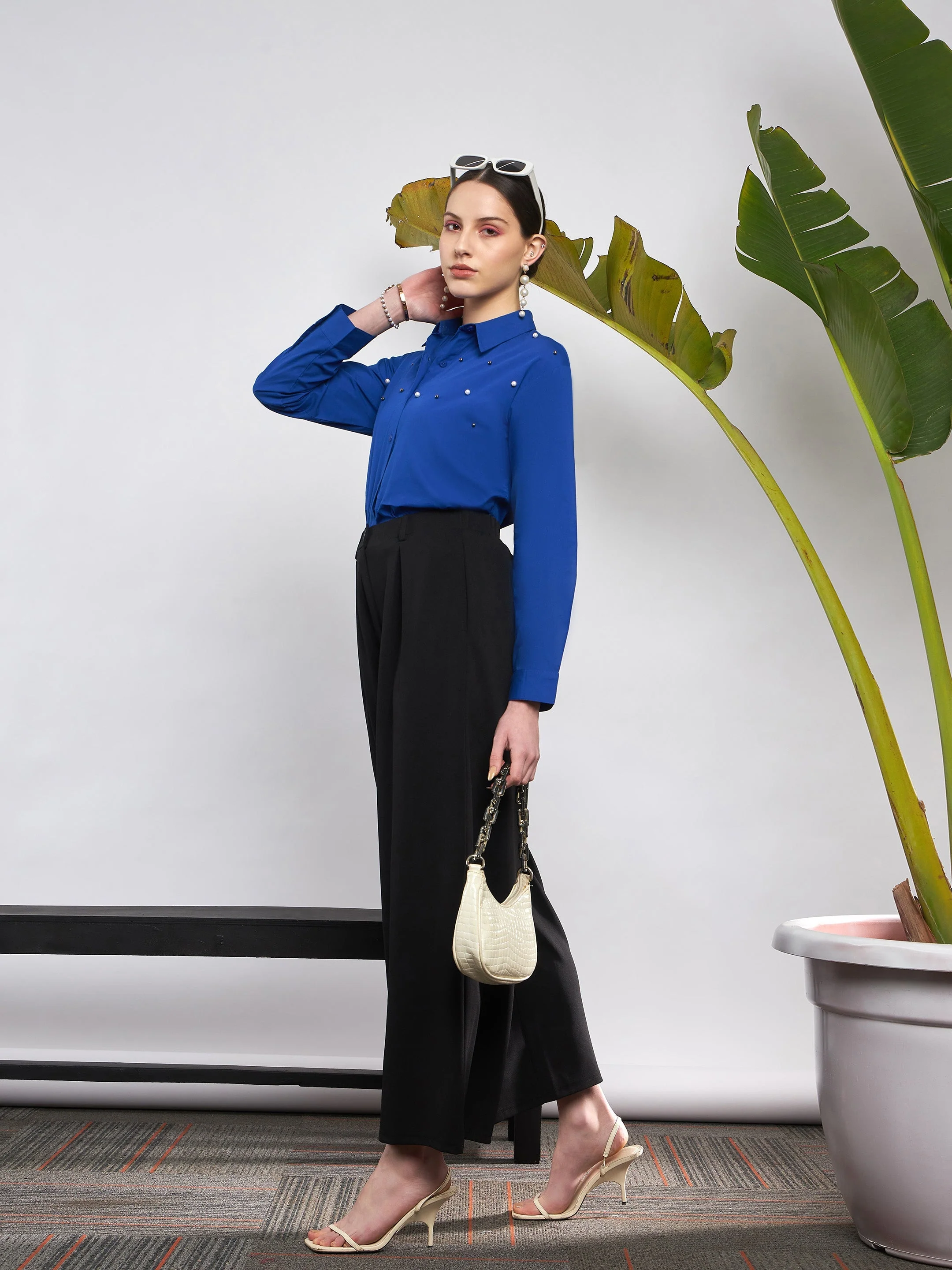 Women Black Front Pleated Loose Fit Korean Pants - Image 2