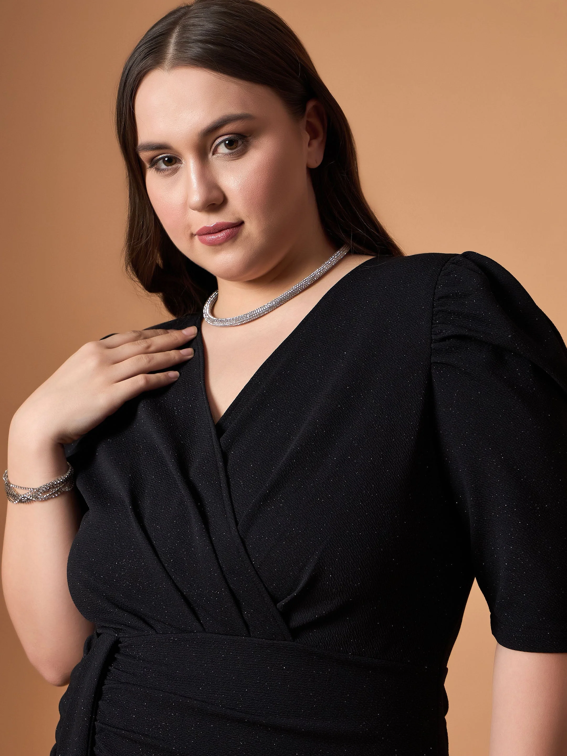 Women Black Glitter Front Ruched Dress - Image 4