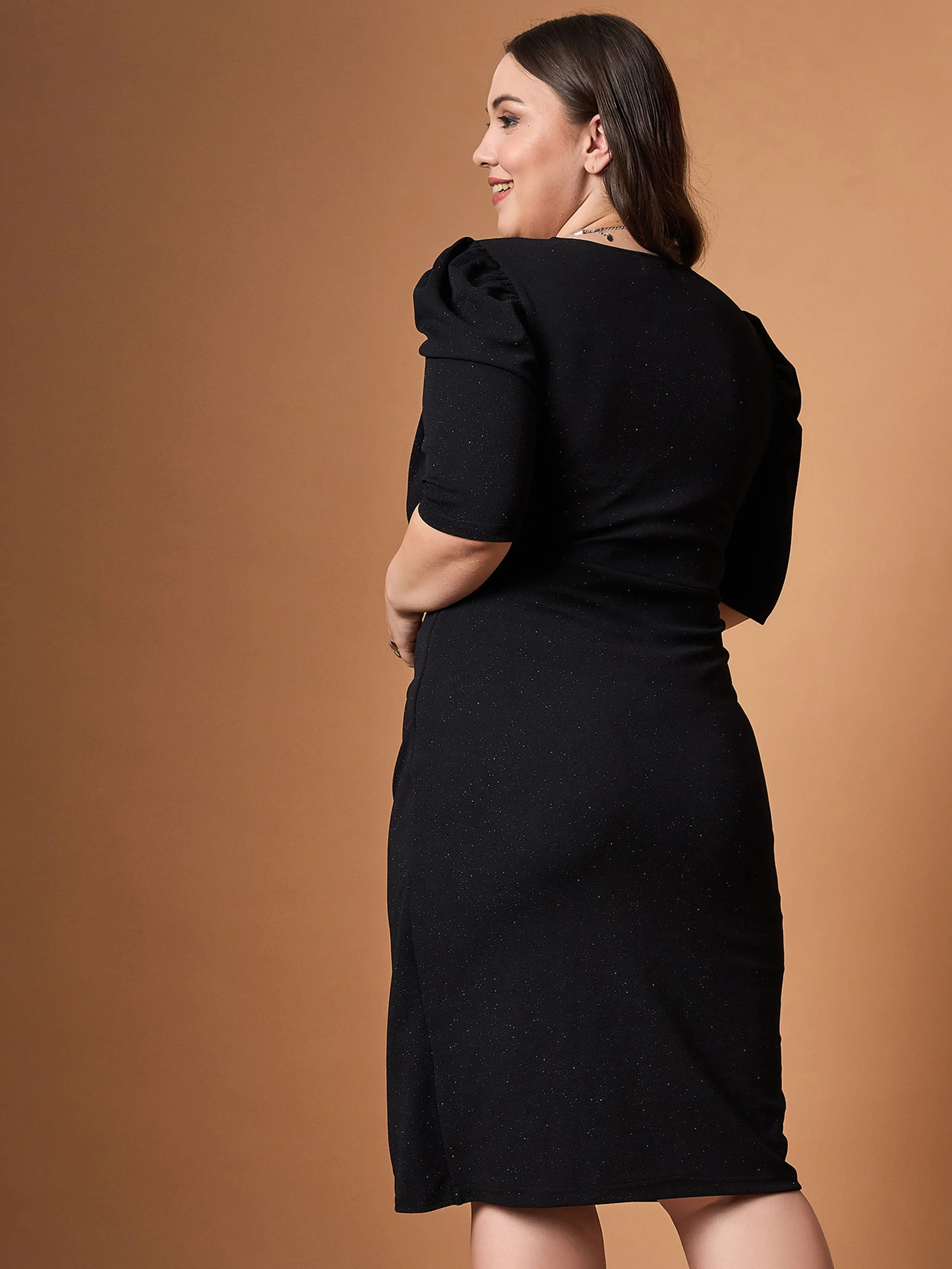 Women Black Glitter Front Ruched Dress - Image 5