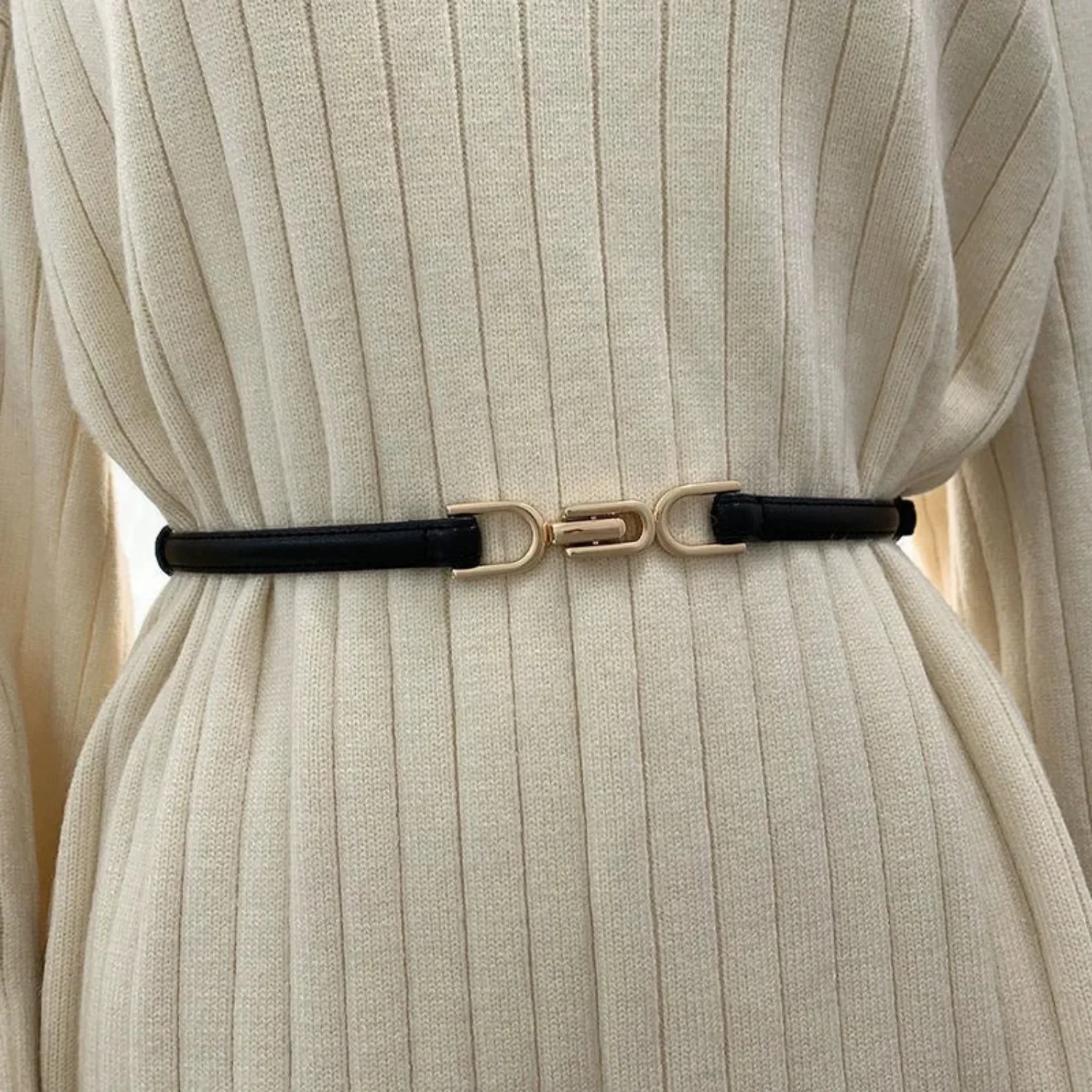 Women Black Gold Clasp Skinny Black Belt - Image 2