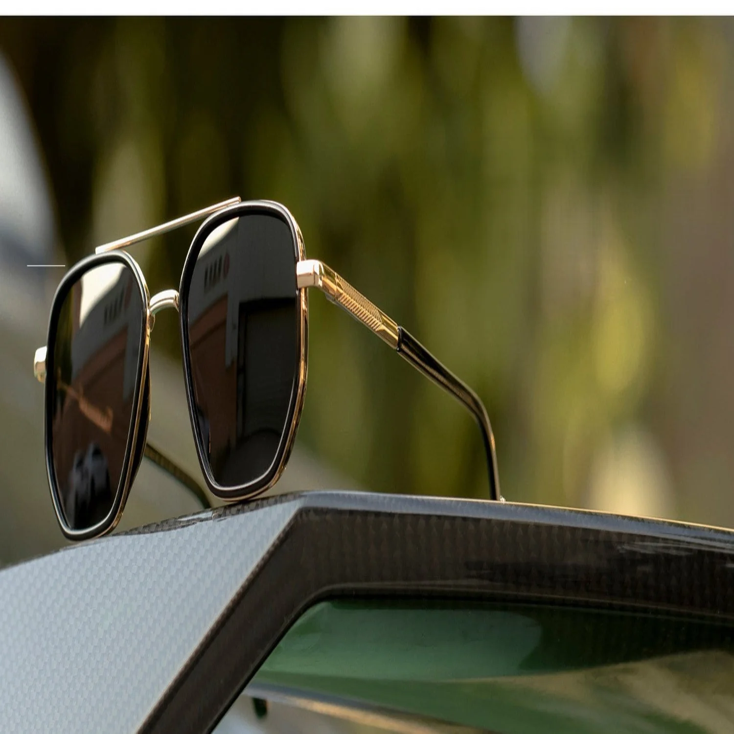 Women Black & Gold Tinted Retro Square Metal Sunglasses - Image 2