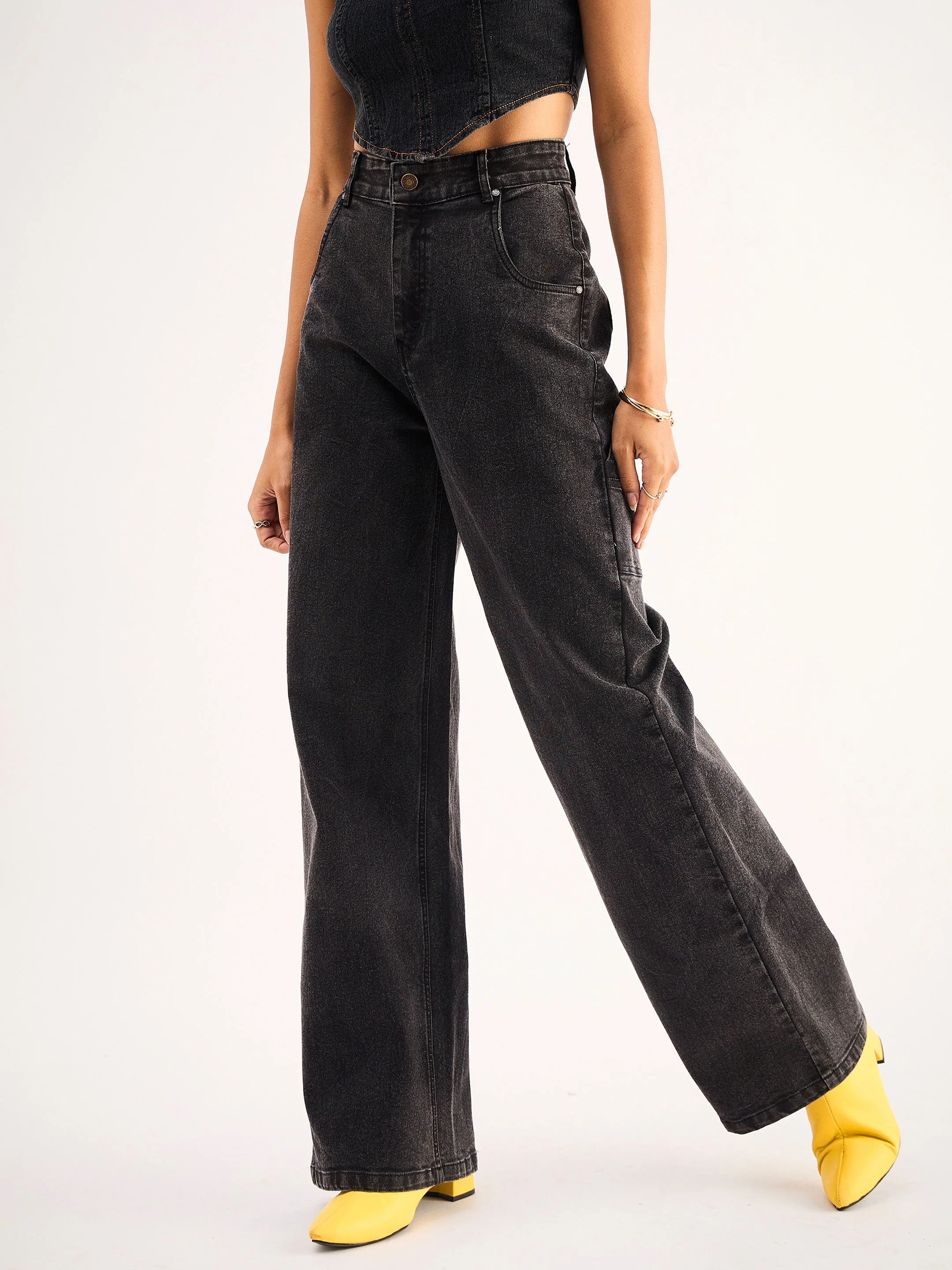 Women Black High Waist Back Pocket Jeans - Image 6