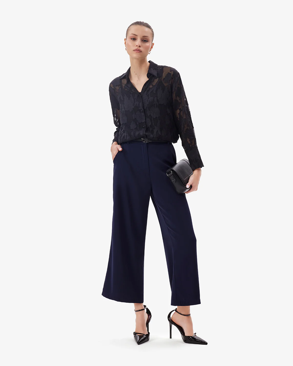 Women Black Jacquard Shirt With Camisole - Image 6
