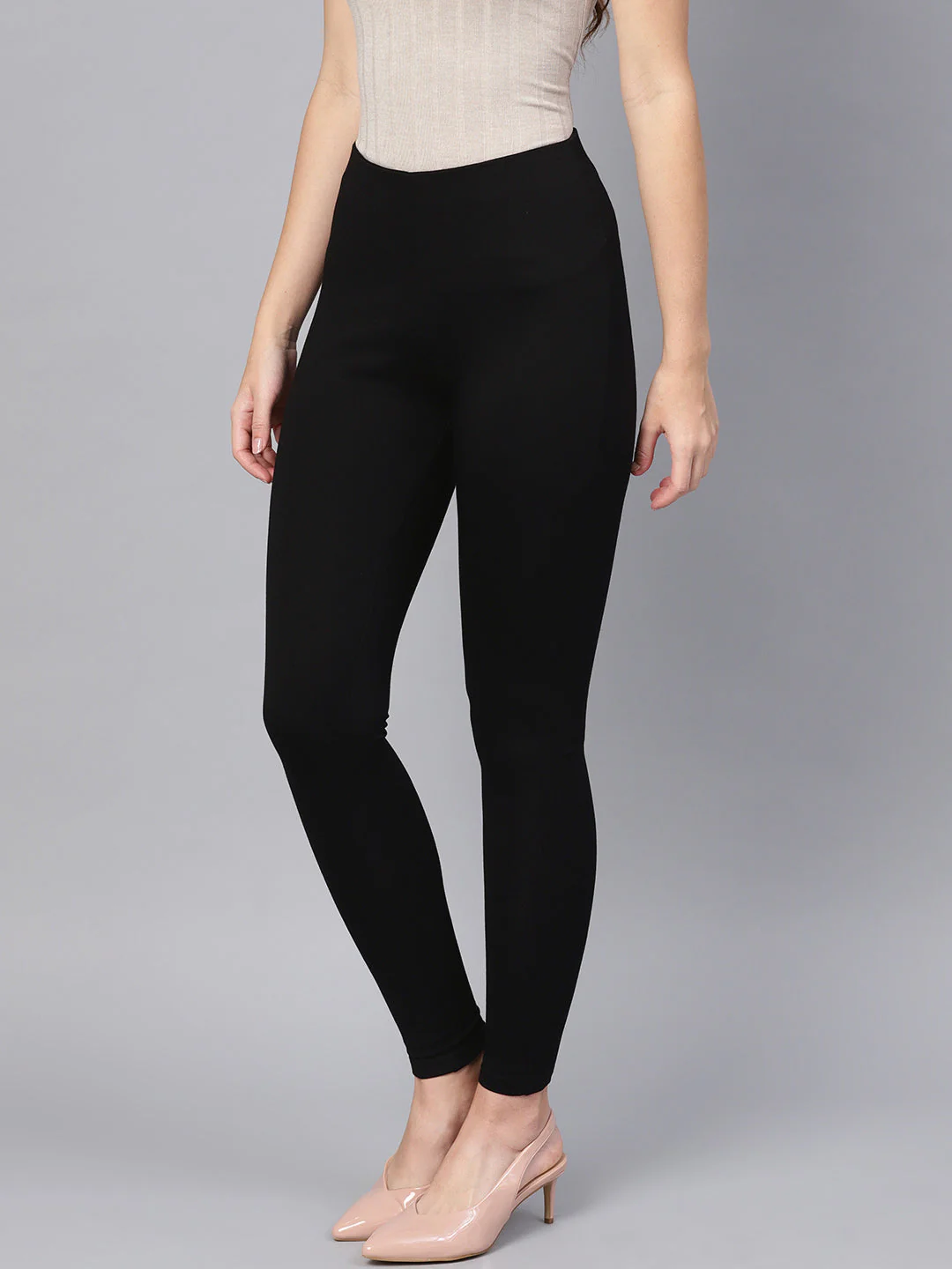 Women Black Knitted Slim Jeggings - Image 2