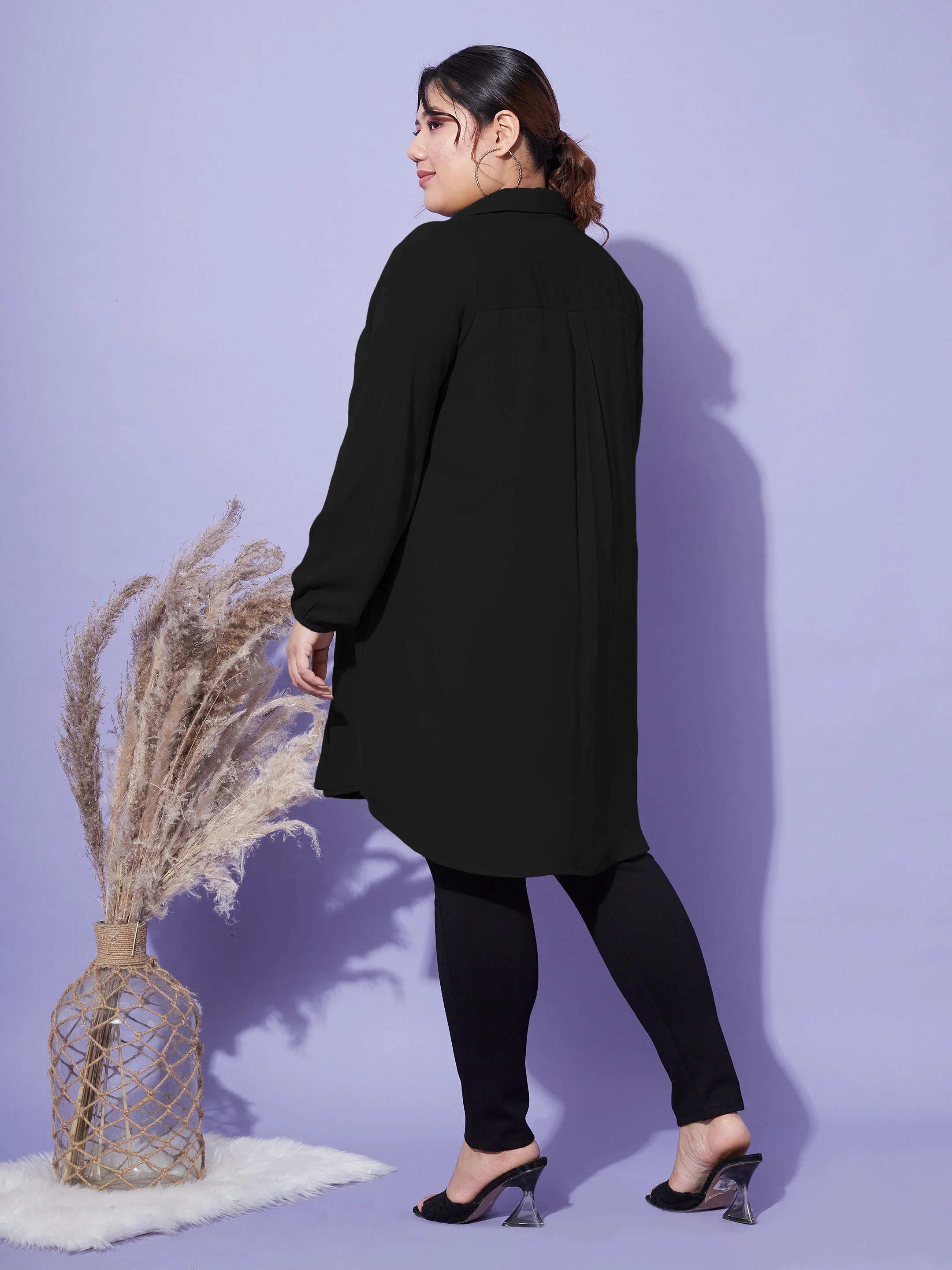Women Black Longline Shirt - Image 5
