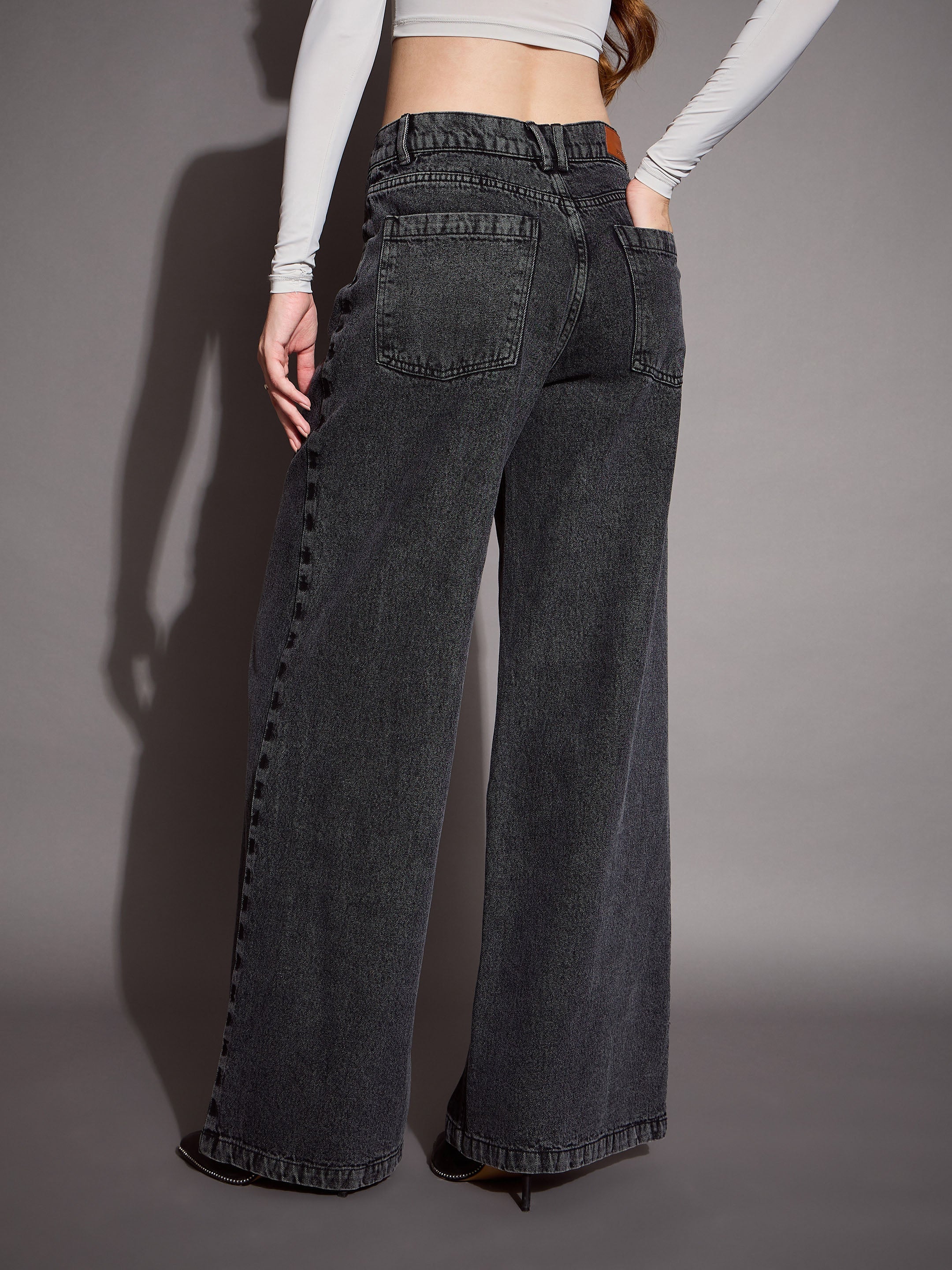 Women Black Low Waist Wide Leg Jeans - Image 2