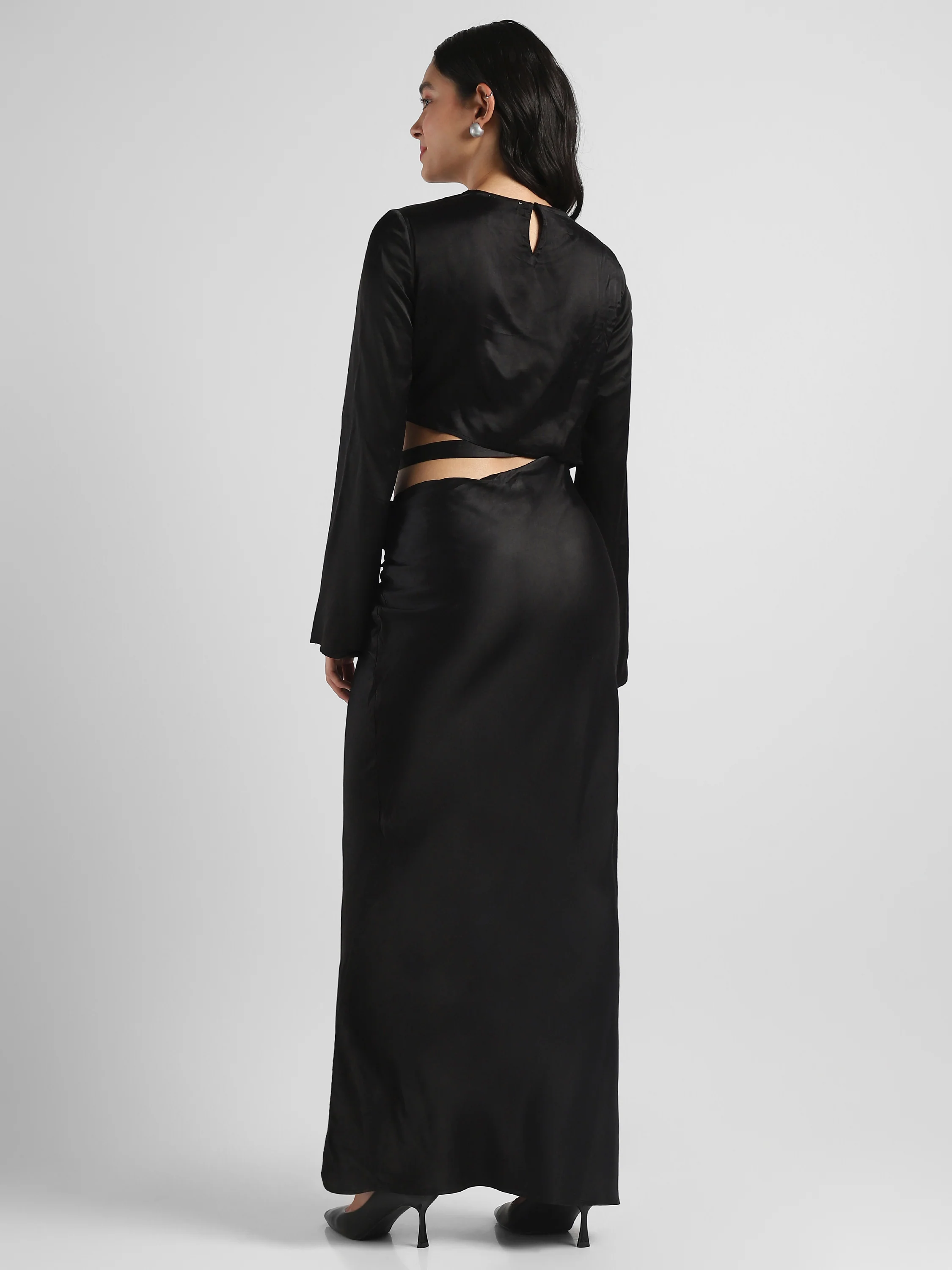 Women Black Maxi Dress with waist cut out - Image 3