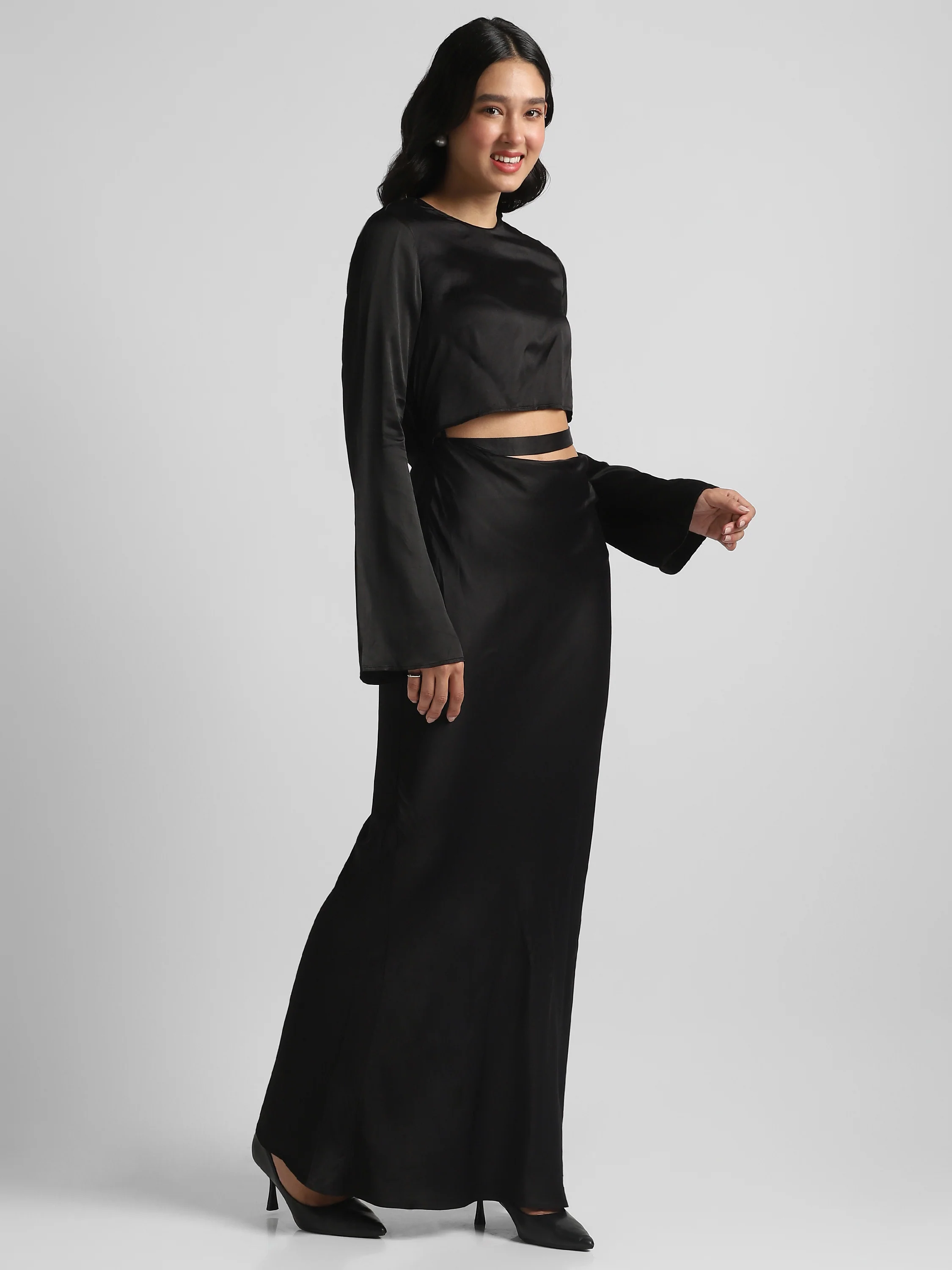 Women Black Maxi Dress with waist cut out - Image 5