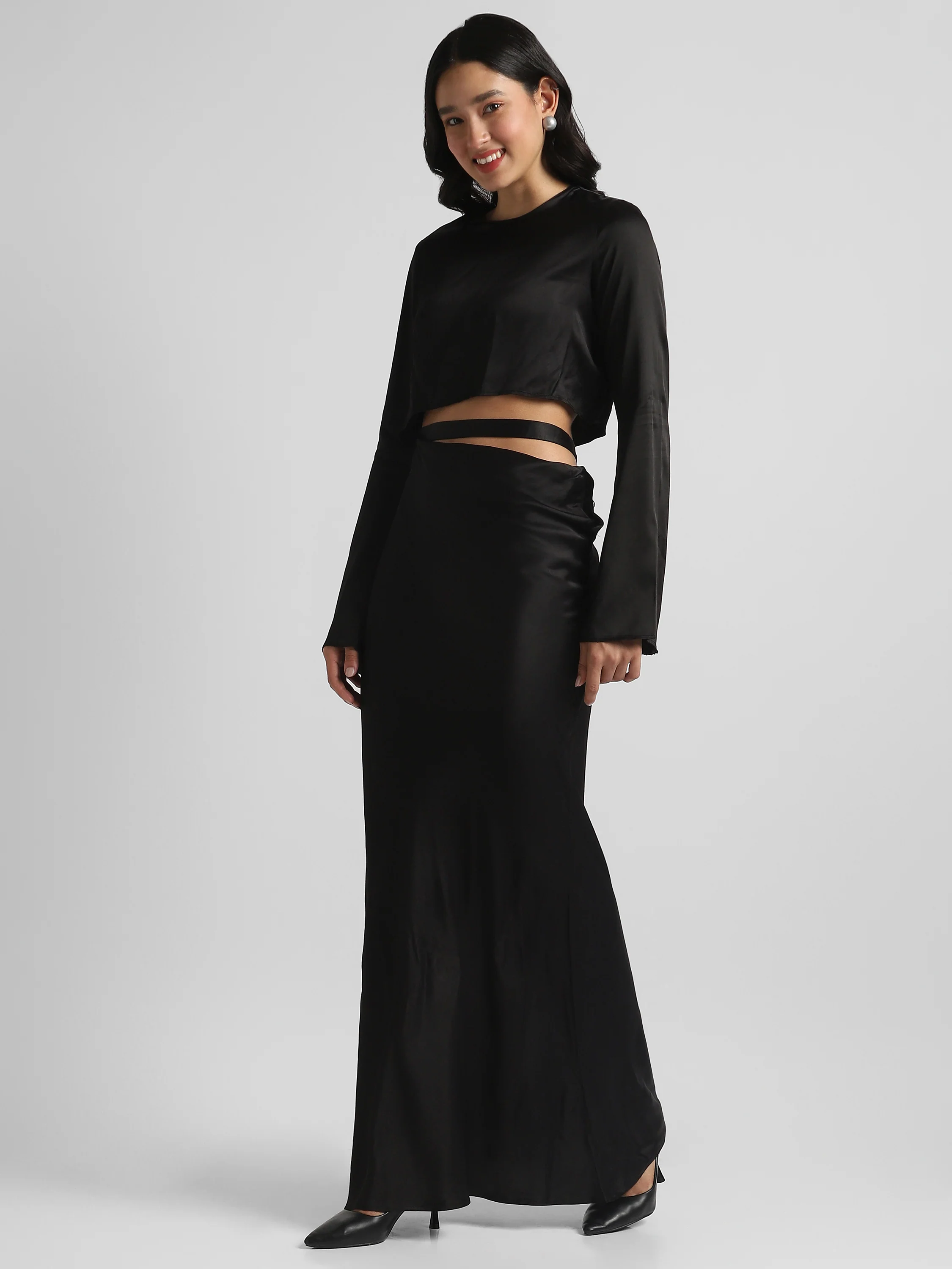 Women Black Maxi Dress with waist cut out - Image 7