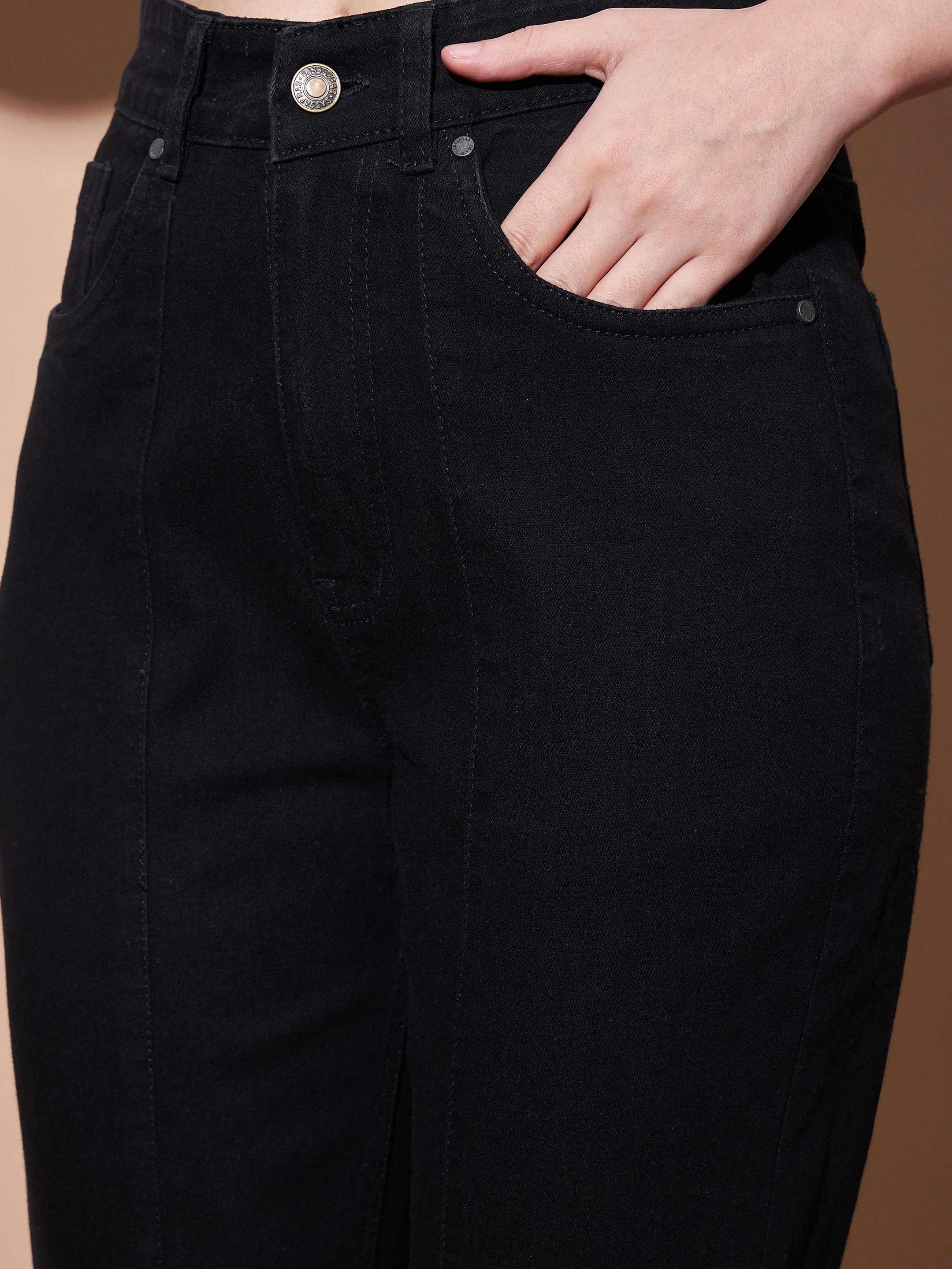 Women Black Mid Rise Skinny Fit Slit Jeans - Image 4