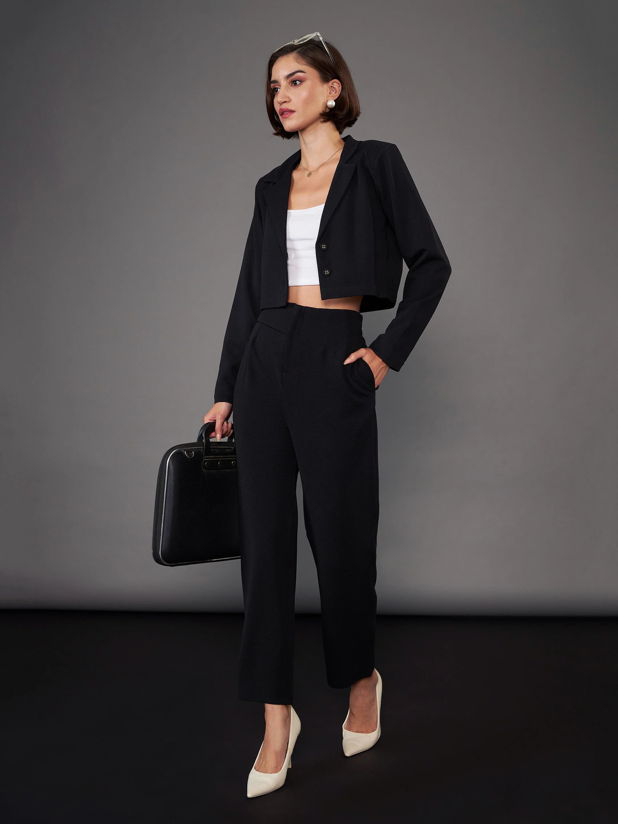Women Black Notch Collar Crop Blazer - Image 2