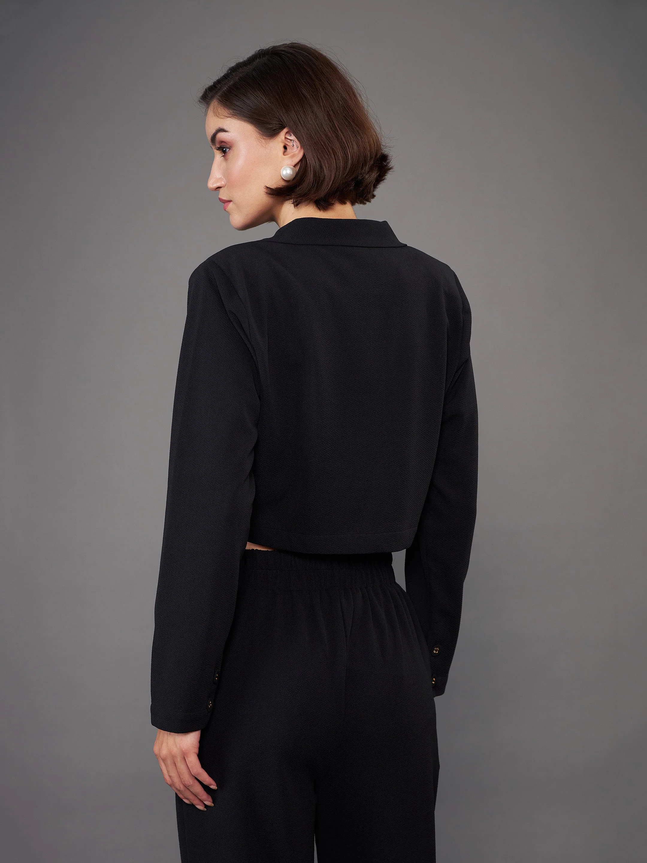 Women Black Notch Collar Crop Blazer - Image 5
