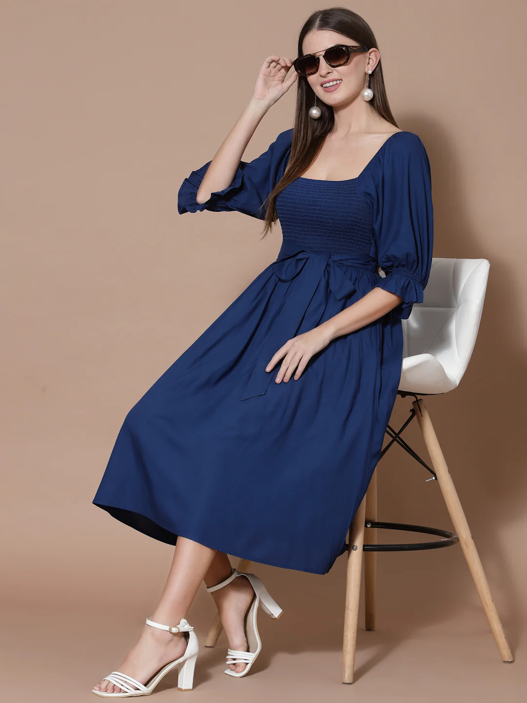 Women Black Odour Free Crepe Midi Dress - Image 3