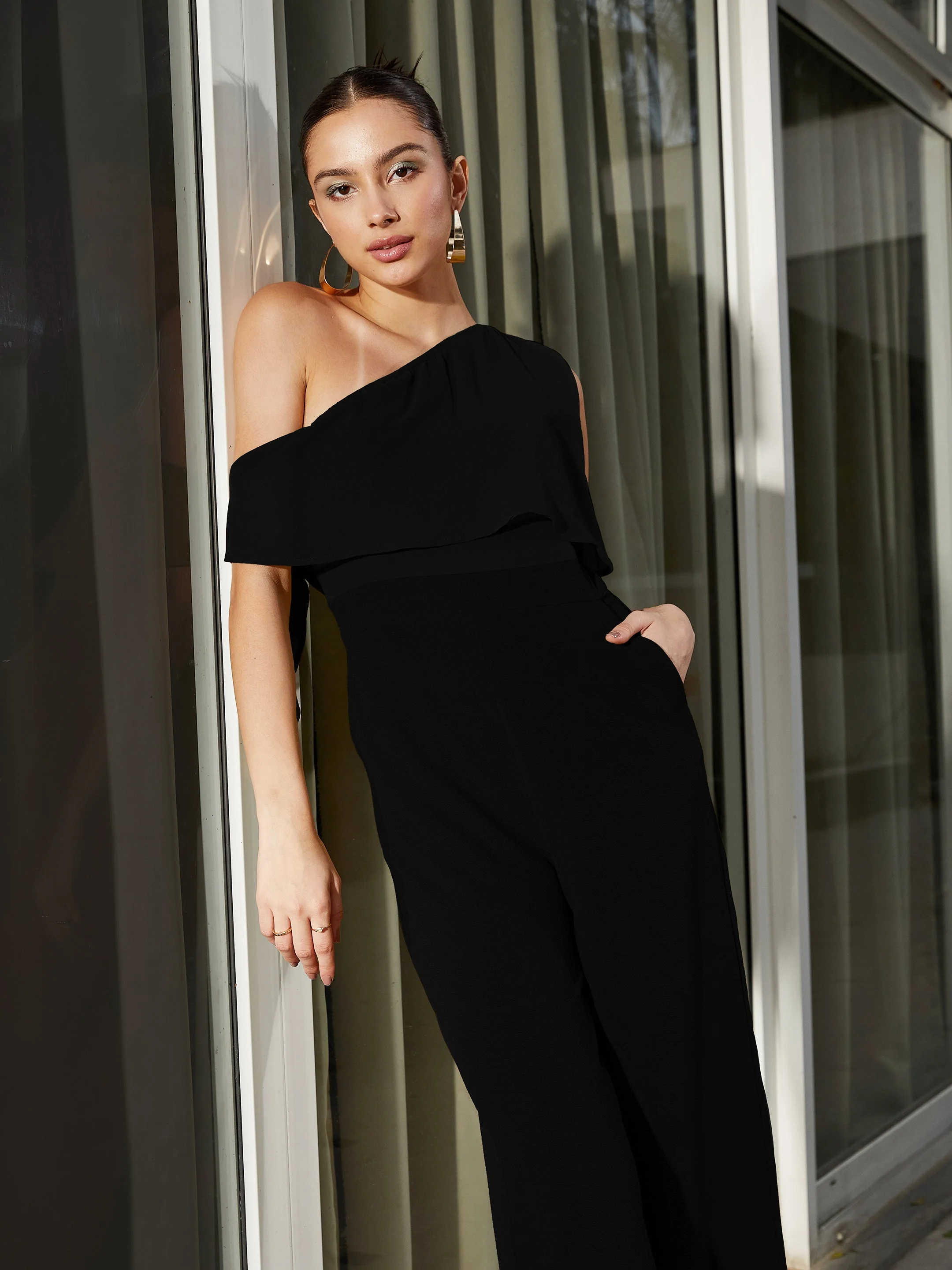 Women Black One Shoulder Jumpsuit - Image 6
