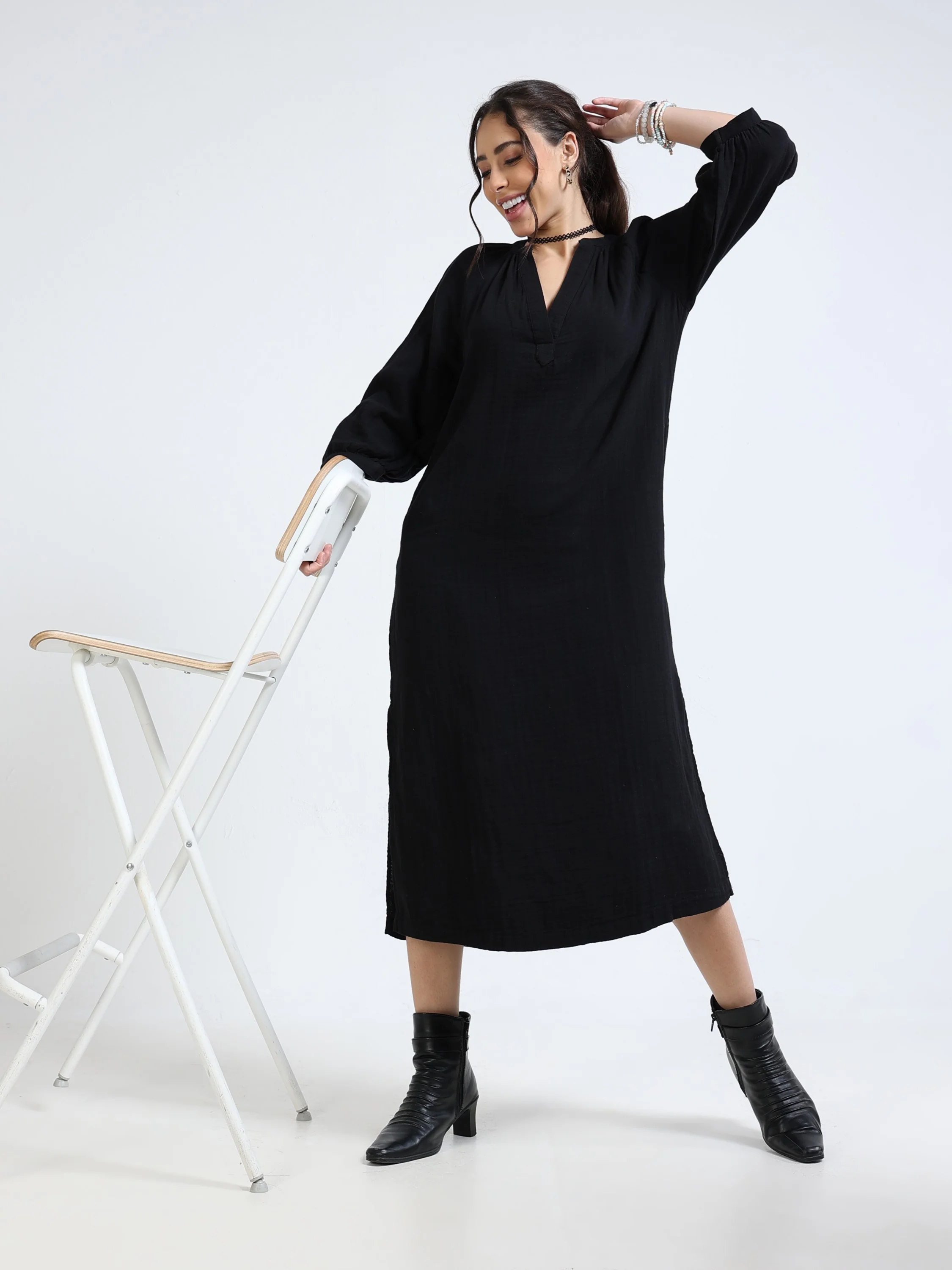 Women Black Oversized Gauze Dress - Image 6