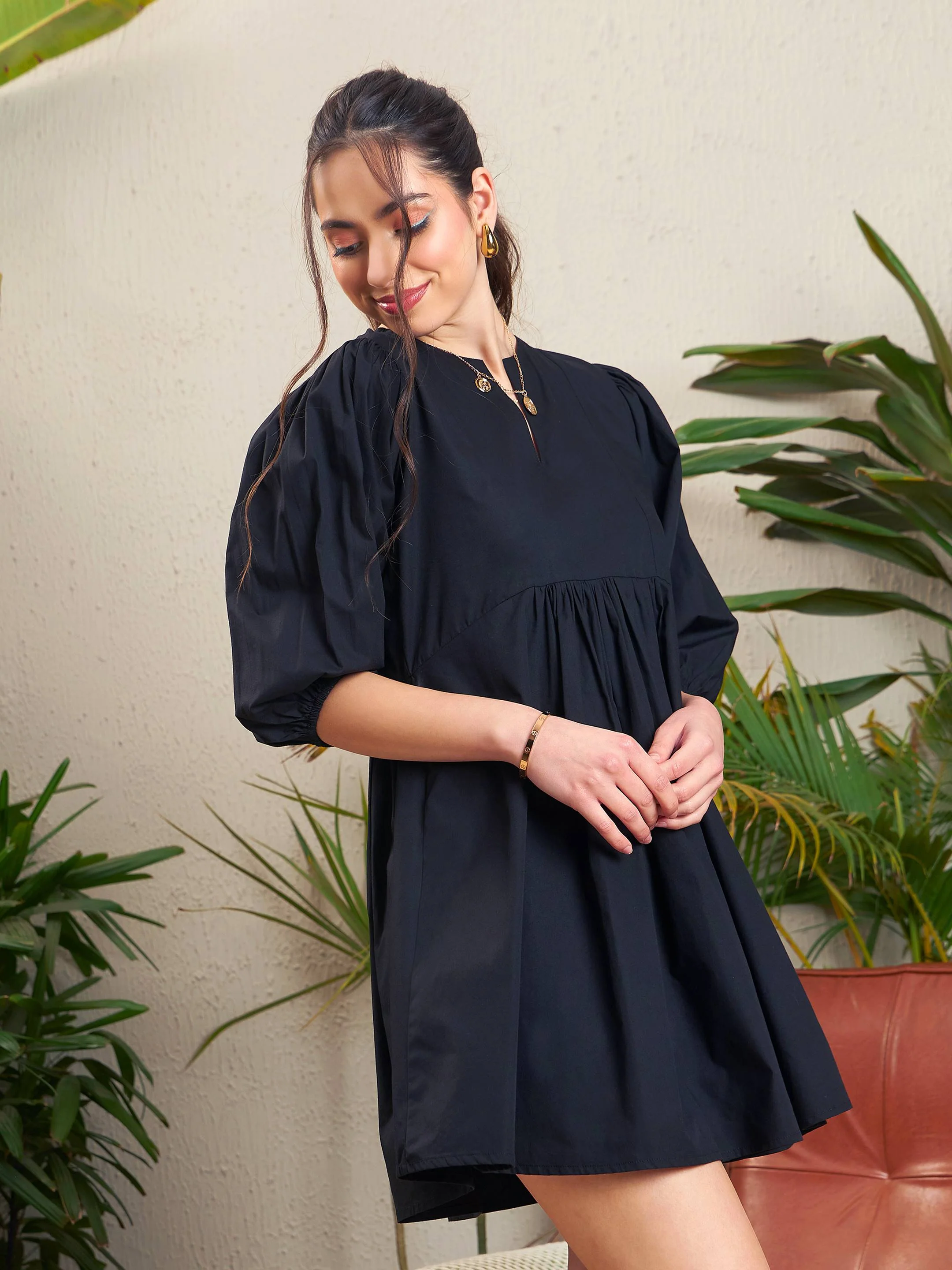 Women Black Poplin Puff Sleeves Gathered Dress - Image 5