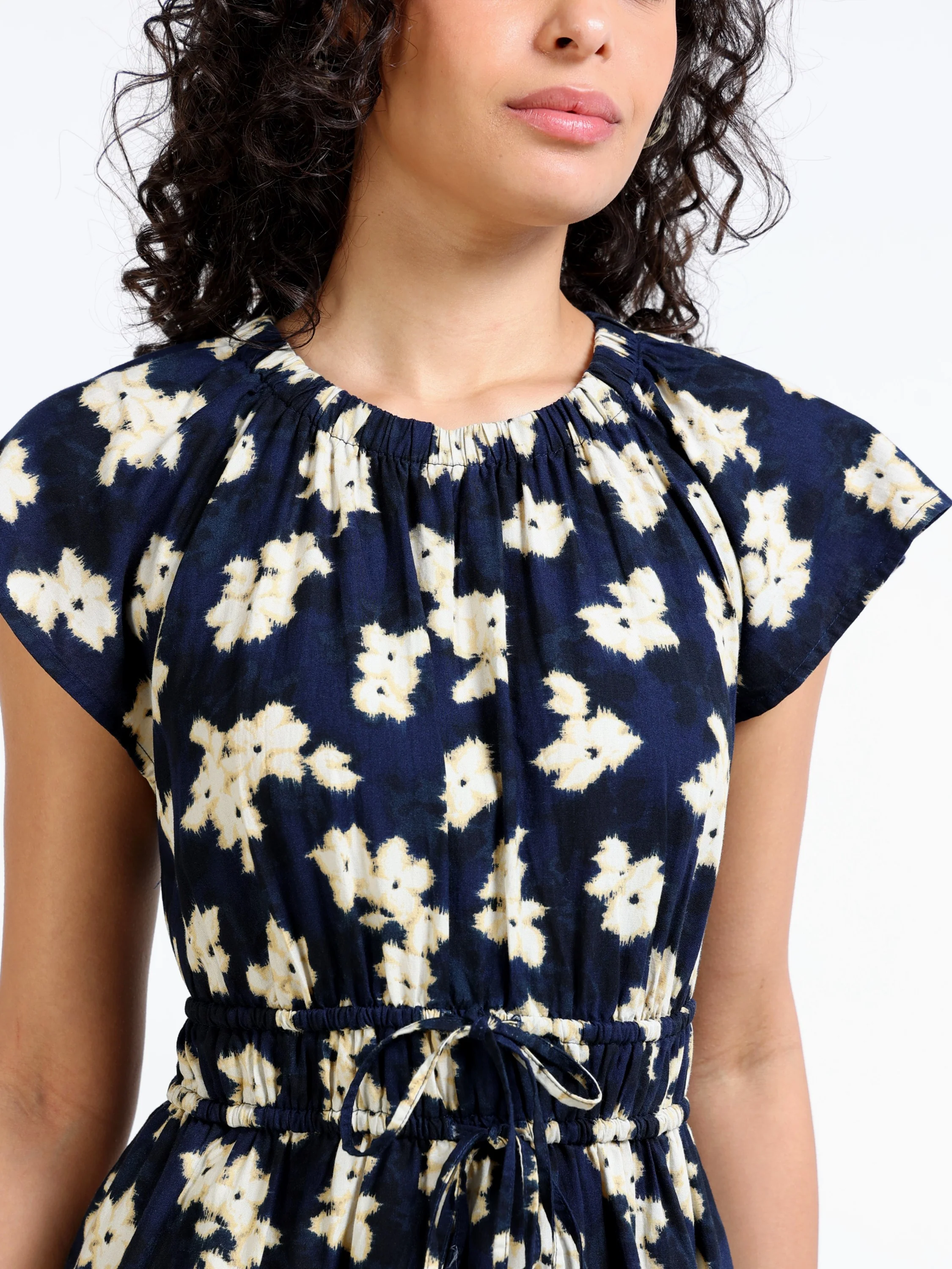 Women Black Printed Flare Dress - Image 6