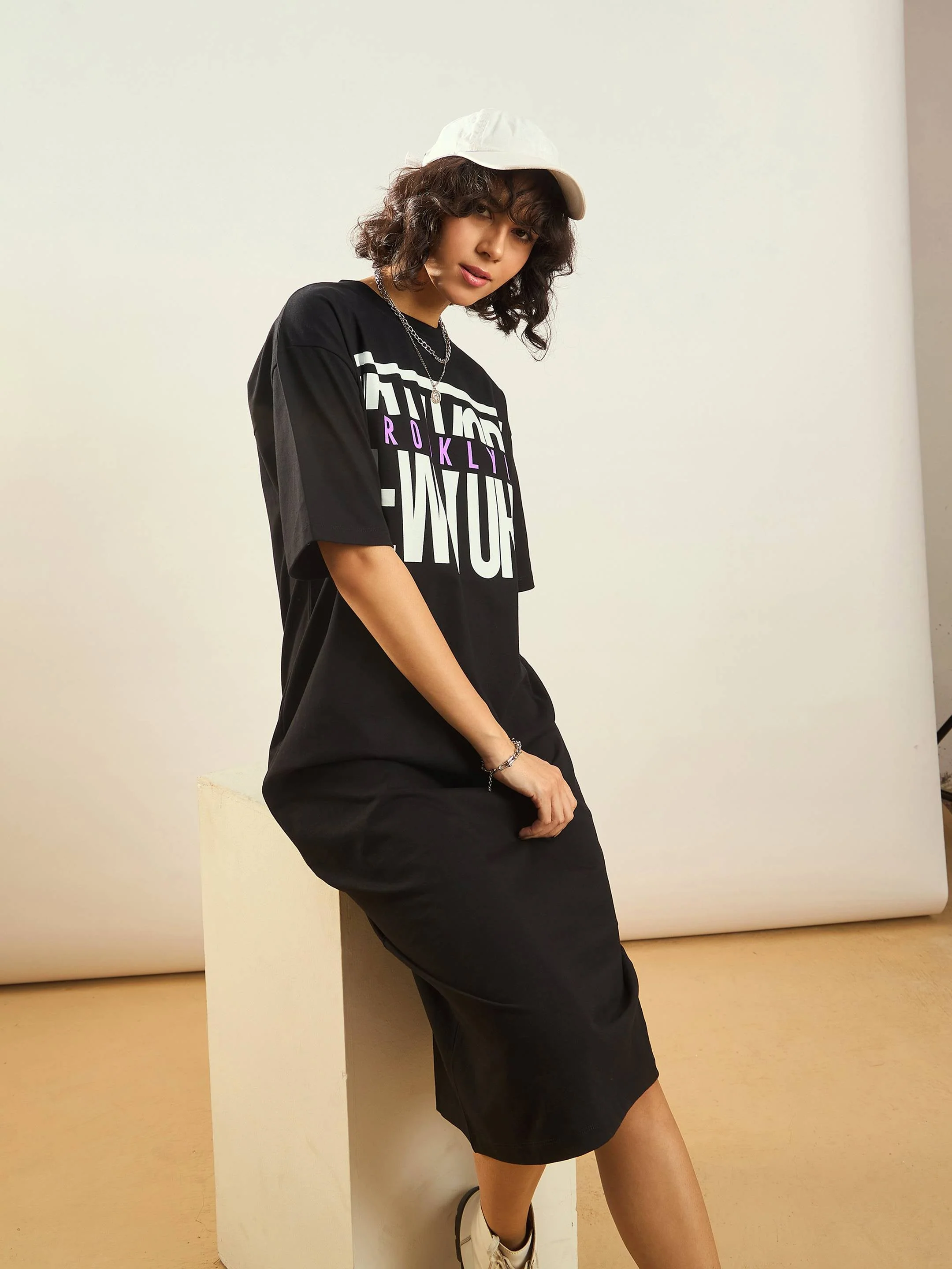 Women Black Printed T-Shirt Dress - Image 4
