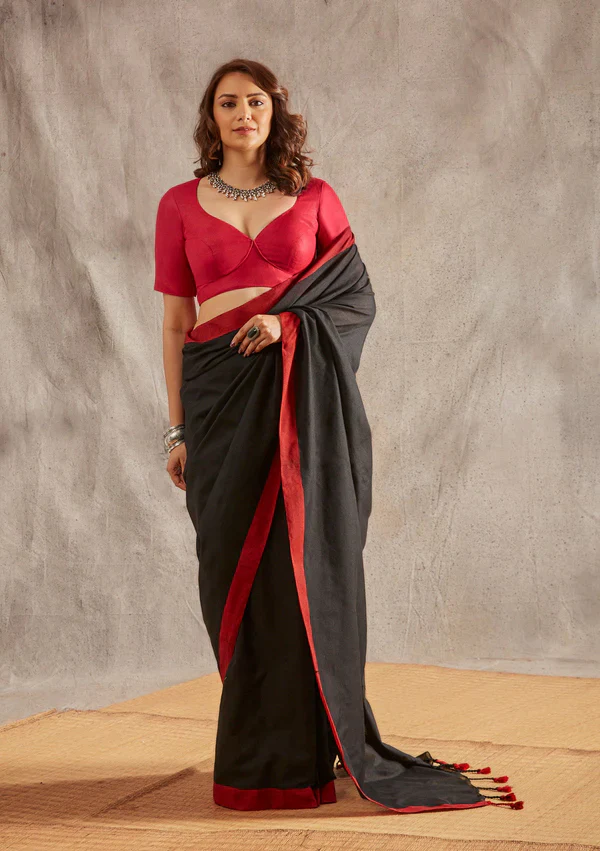 Women Black Red Border Cotton Saree - Image 3