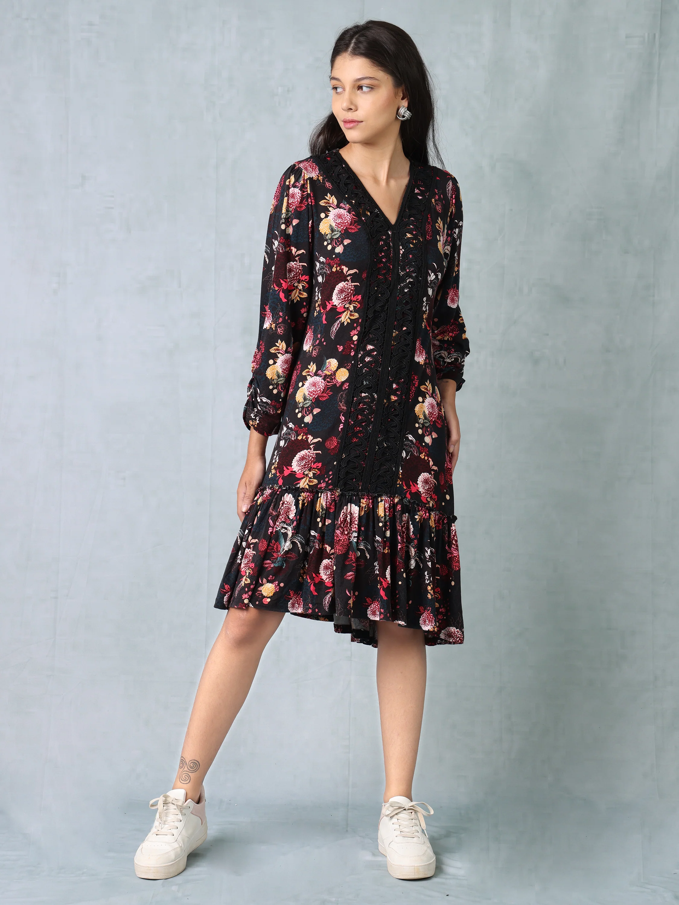 Women Black & Red Printed Comfort Fit Dress - Image 3