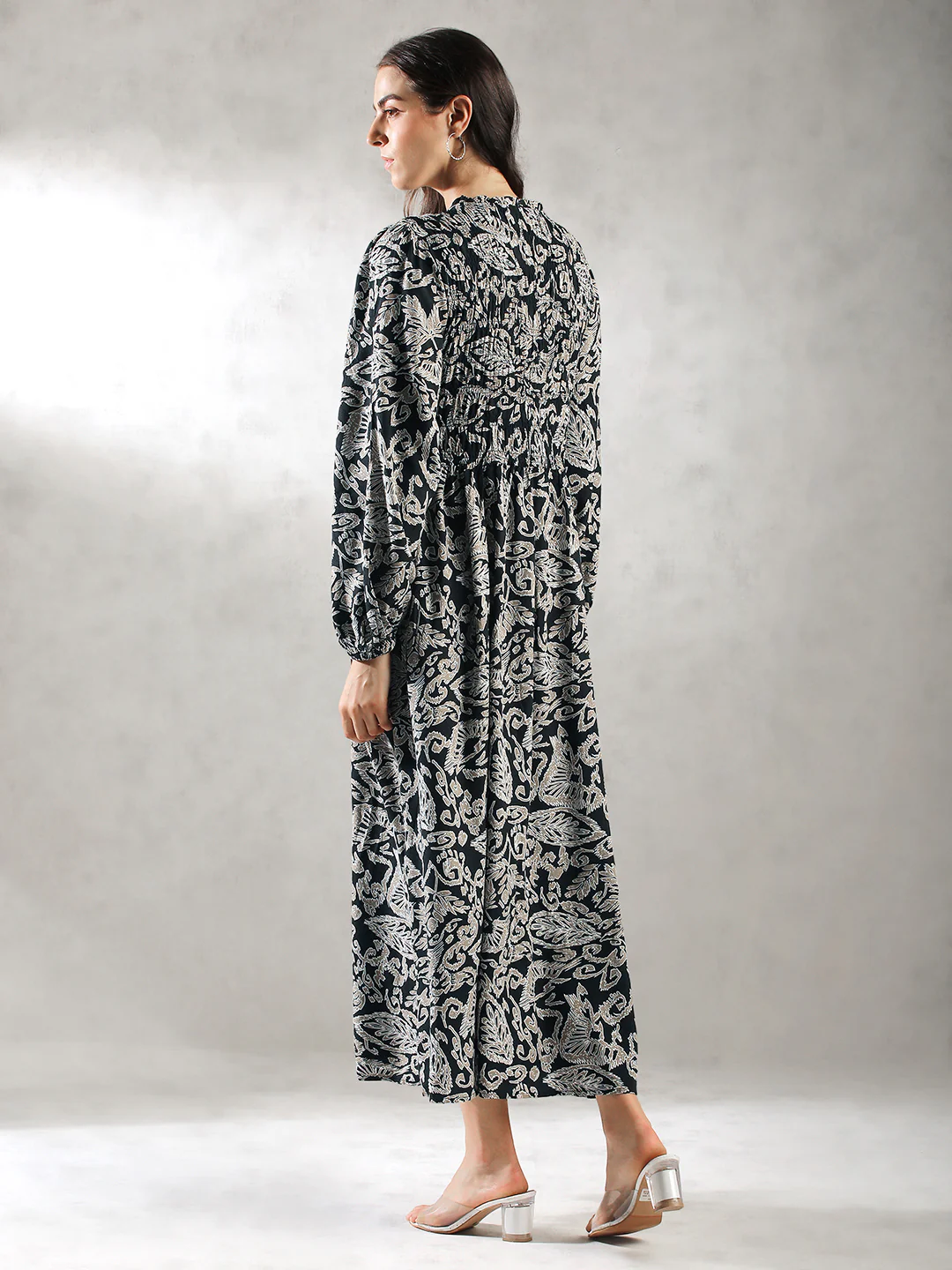 Women Black Regular Fit Dress - Image 4