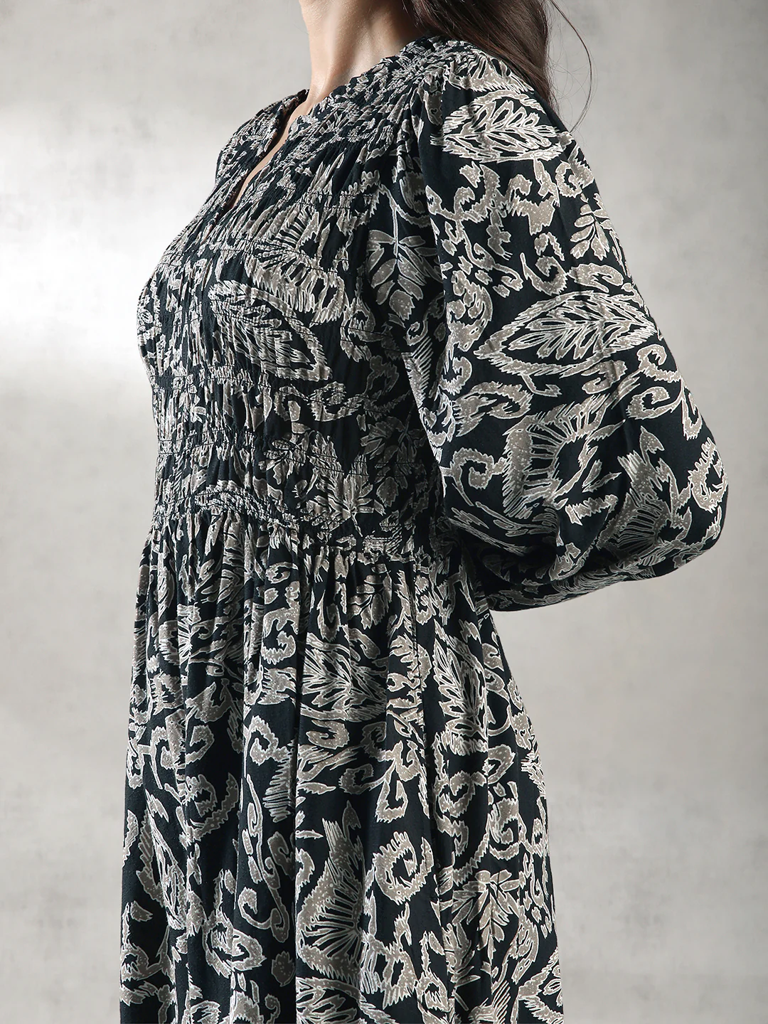 Women Black Regular Fit Dress - Image 6