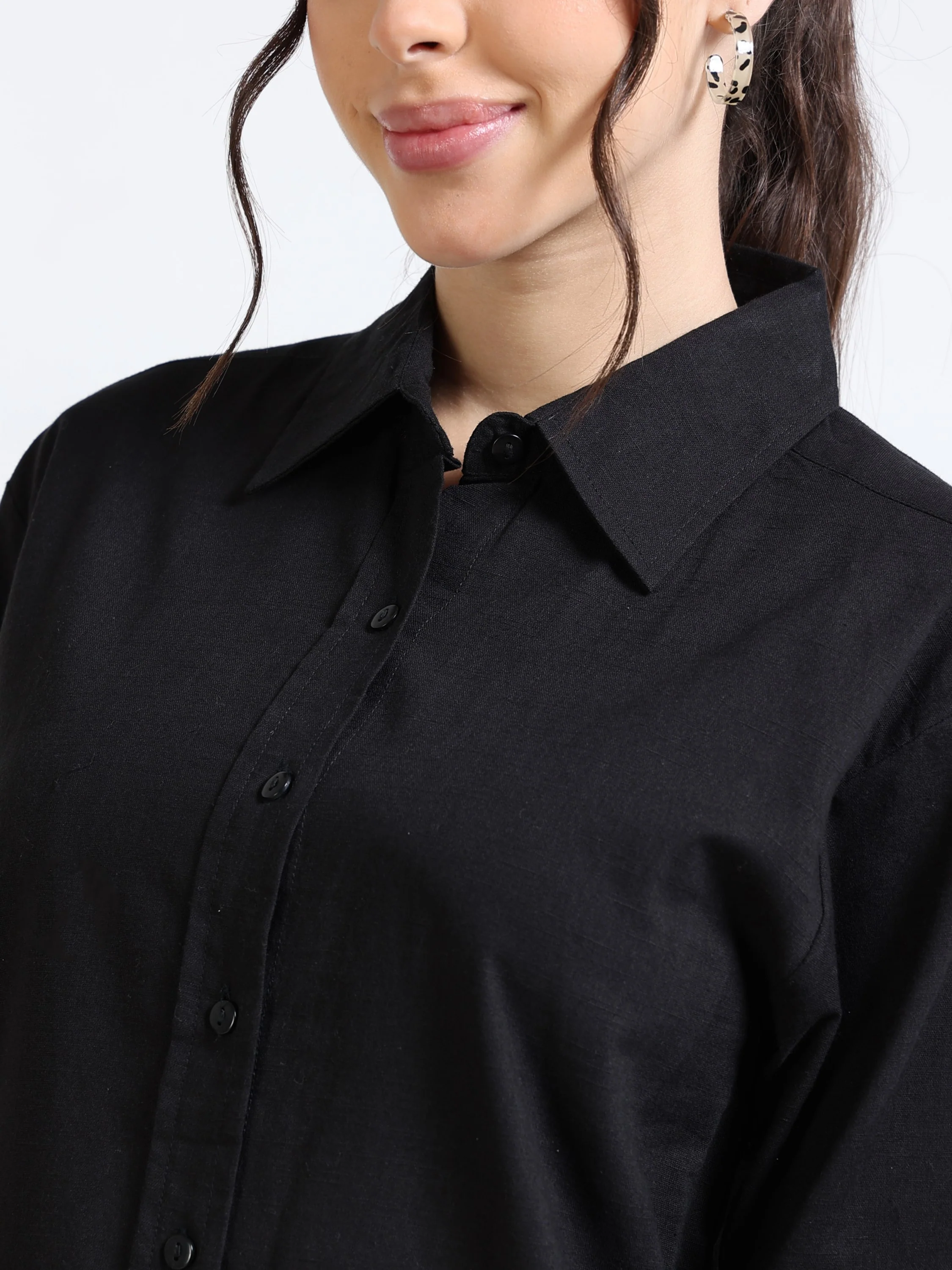 Women Black Regular Fit Shirt - Image 3