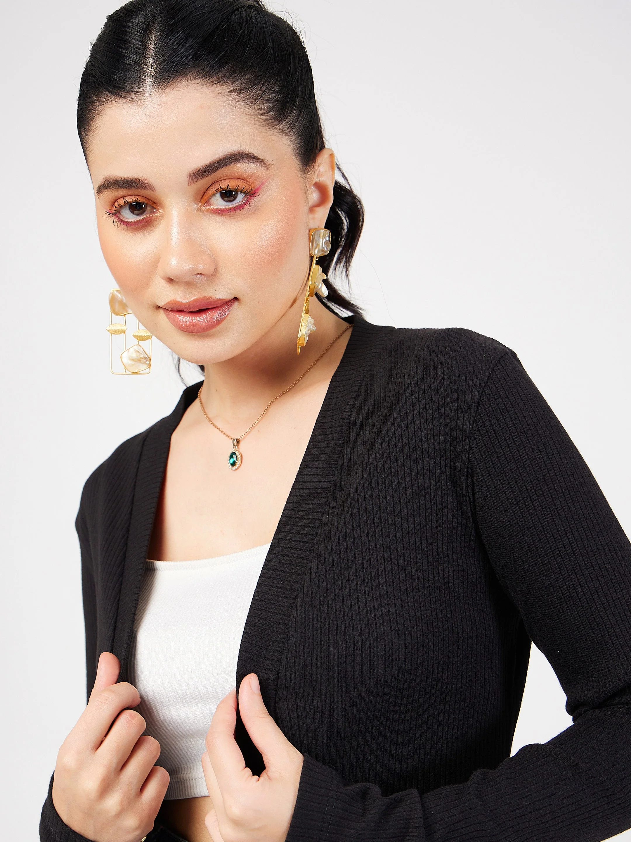 Women Black Rib Front Open Shrug - Image 4