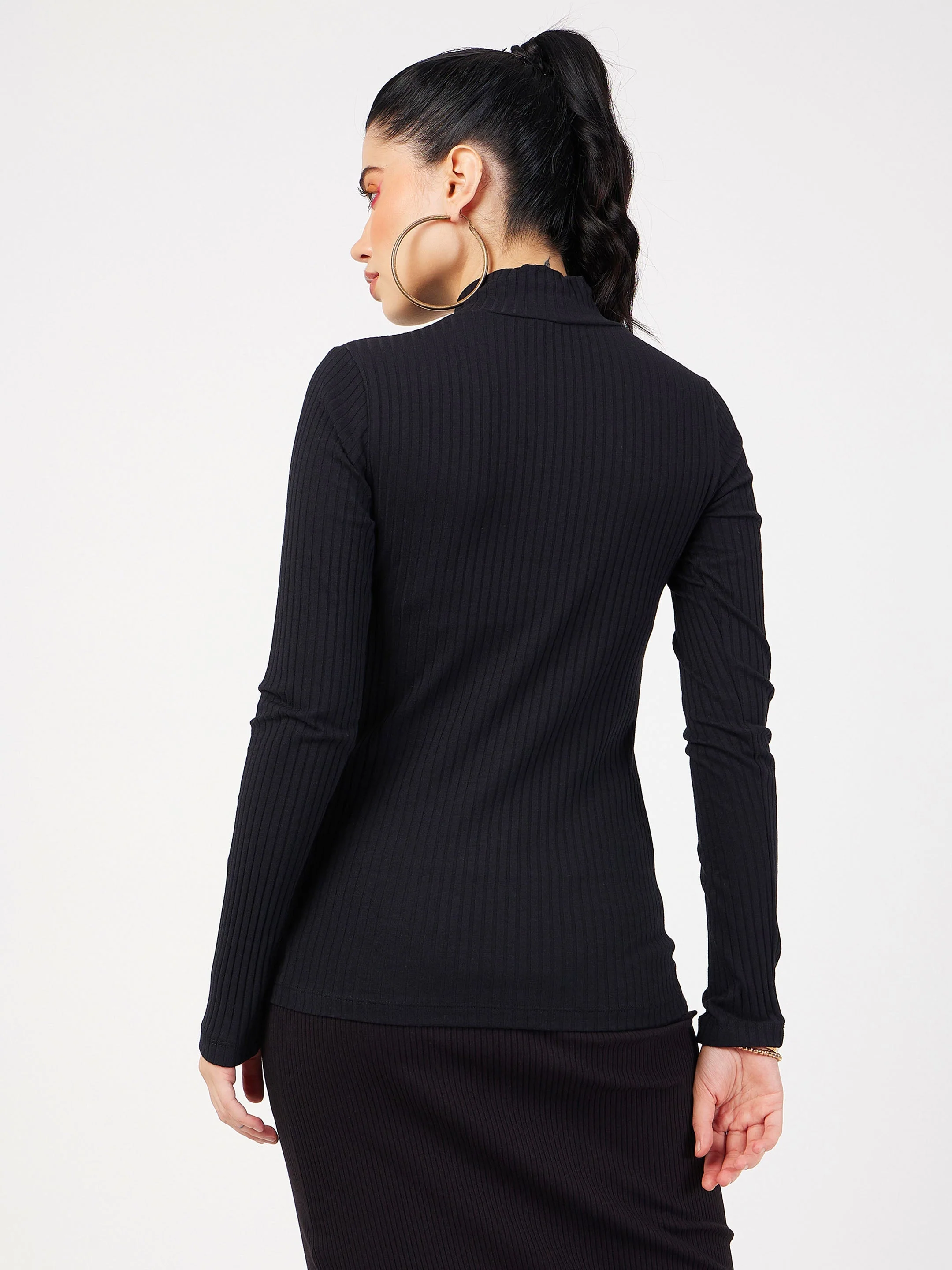 Women Black Rib Front Zipper Full Sleeves Top - Image 5