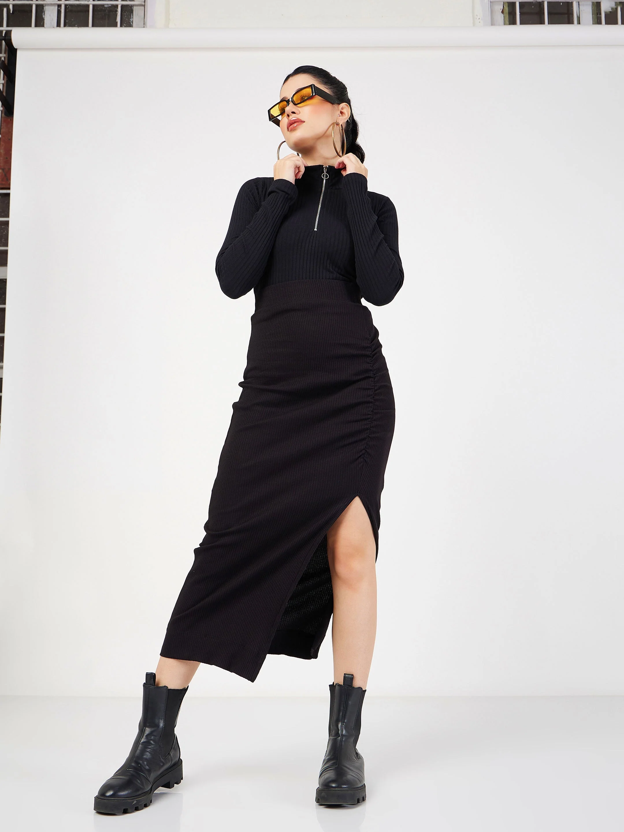 Women Black Rib Front Zipper Full Sleeves Top - Image 6